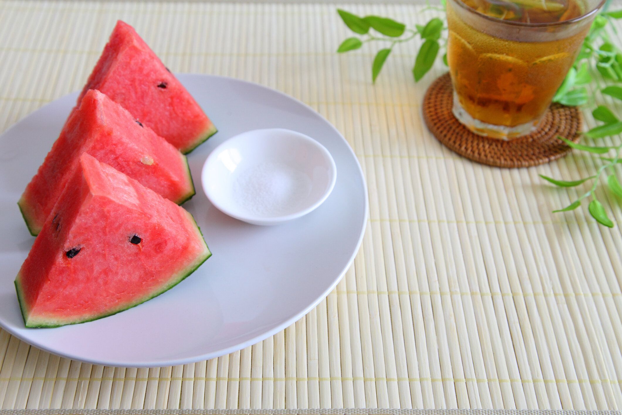 【野菜のプロ監修】「スイカ」の保存方法は？正しい方法を知りおいしく使いきろう！