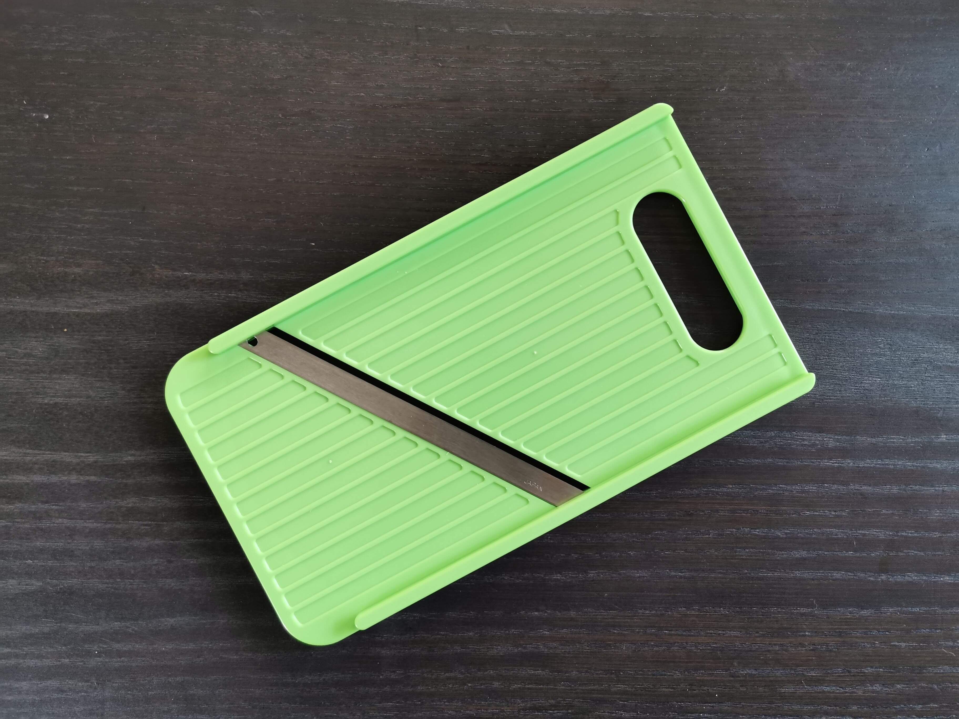 【ダイソー】料理家の太鼓判！絶対これじゃなきゃ！使い勝手抜群！マルチスライサー