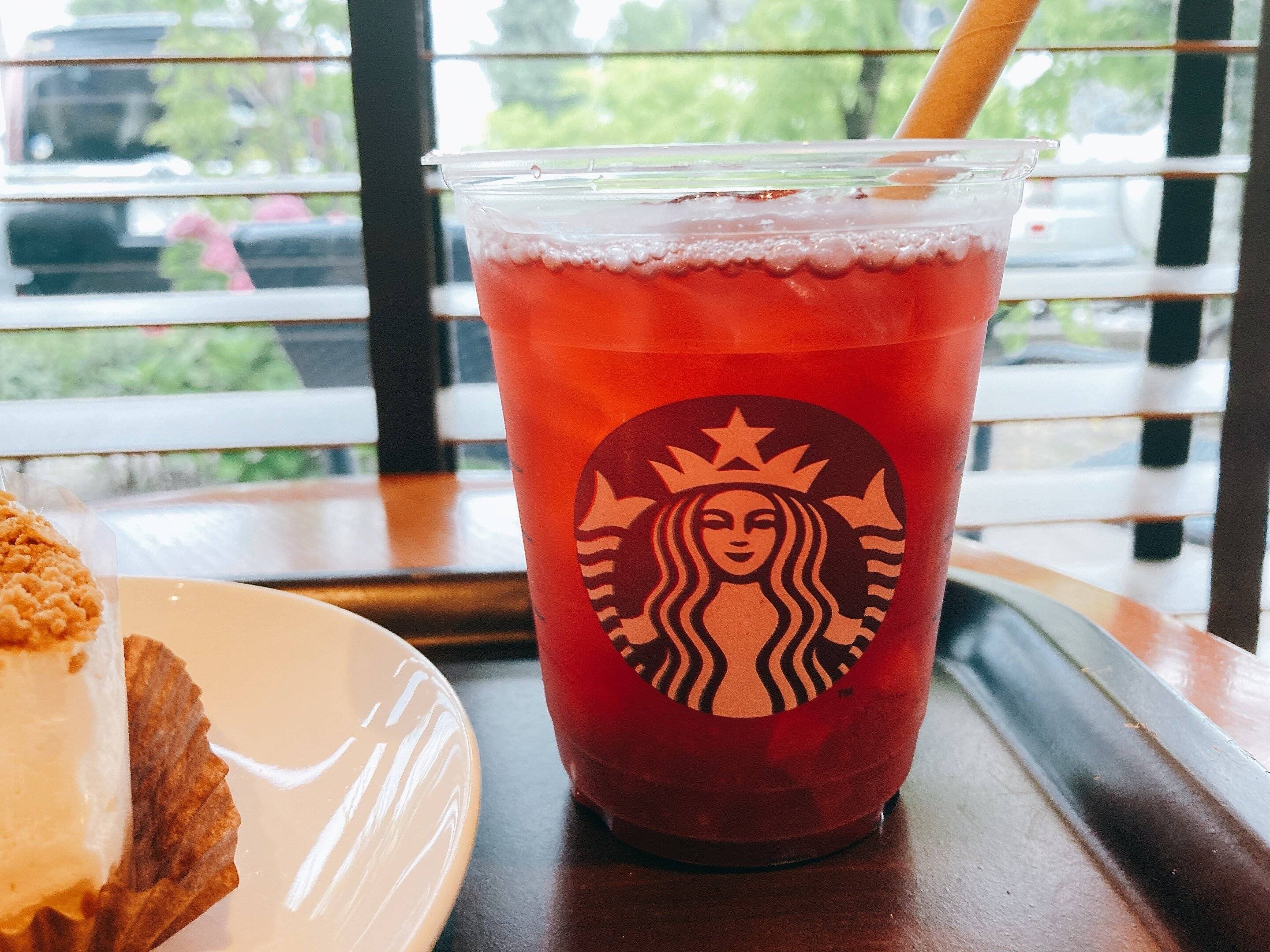 【スタバ】今度の新作はティー2種類！フルーツと抹茶あなたはどっち？