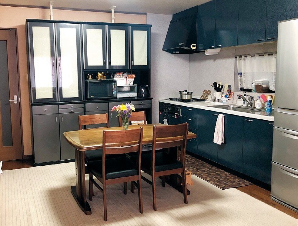 年収700万円台と900万円台【住宅ローン実態】教育費ラッシュに給湯器交換45万に滝汗