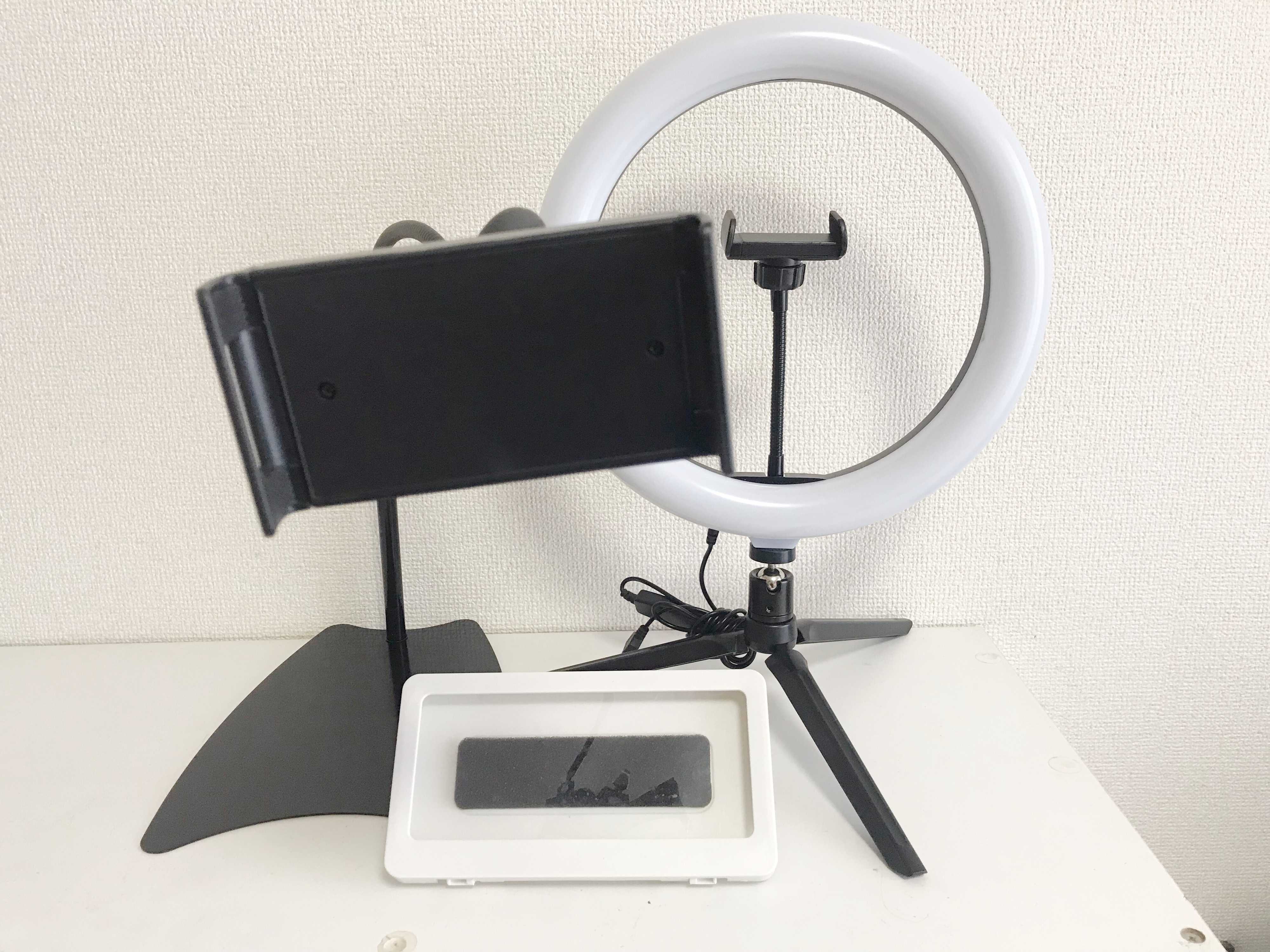 3COINSマニアがおすすめする！スマートフォンをさらに便利に活用できるモバイルグッズ3選