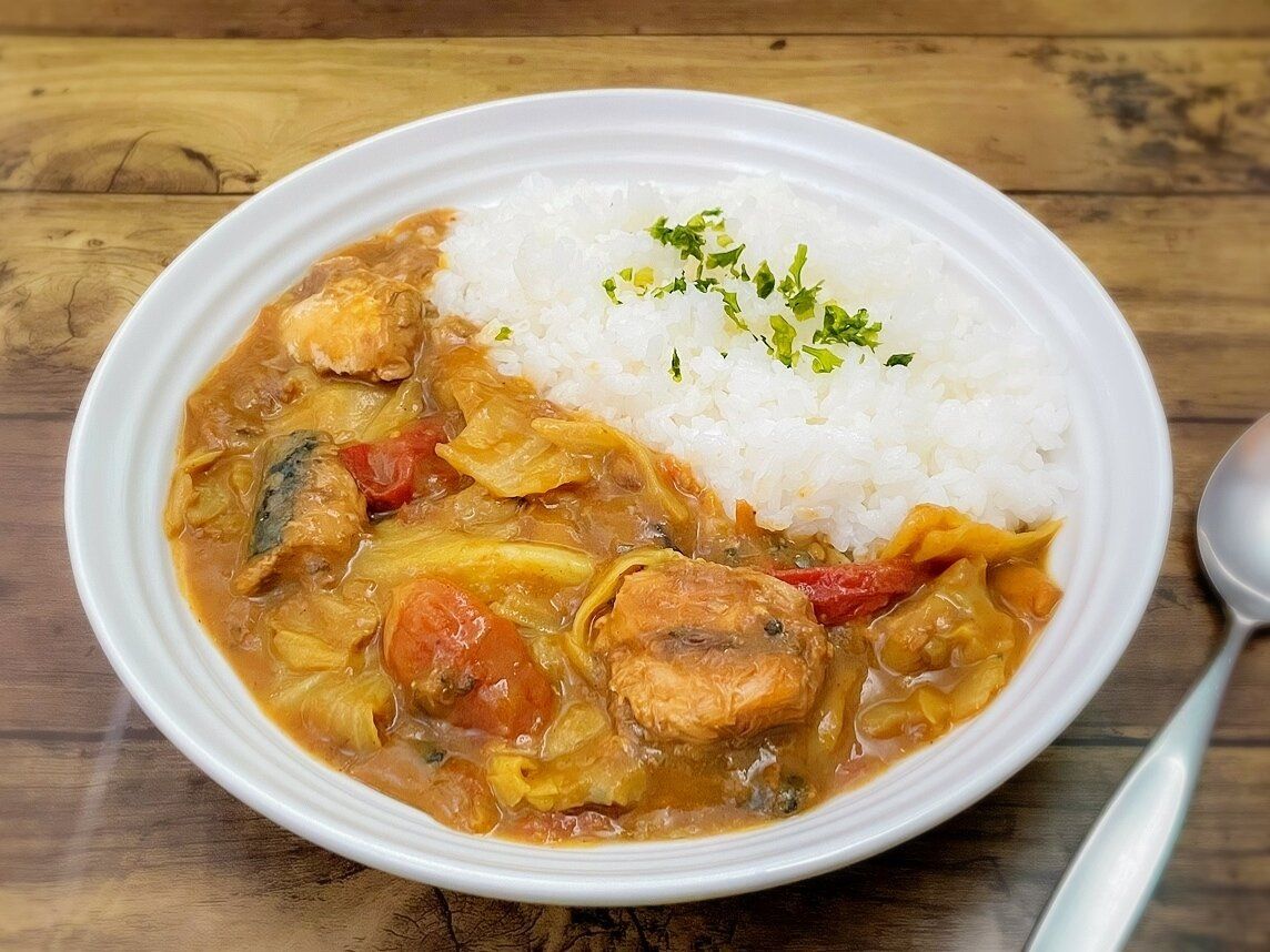 【カレー史上最速10分】切らない＆煮込まない！キャベツとトマトの鯖カレー