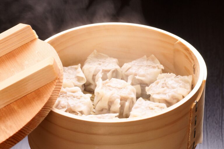 【管理栄養士監修】気になる「シュウマイ」のカロリーや炭水化物量とは？食べる際に押さえるべきポイントを紹介