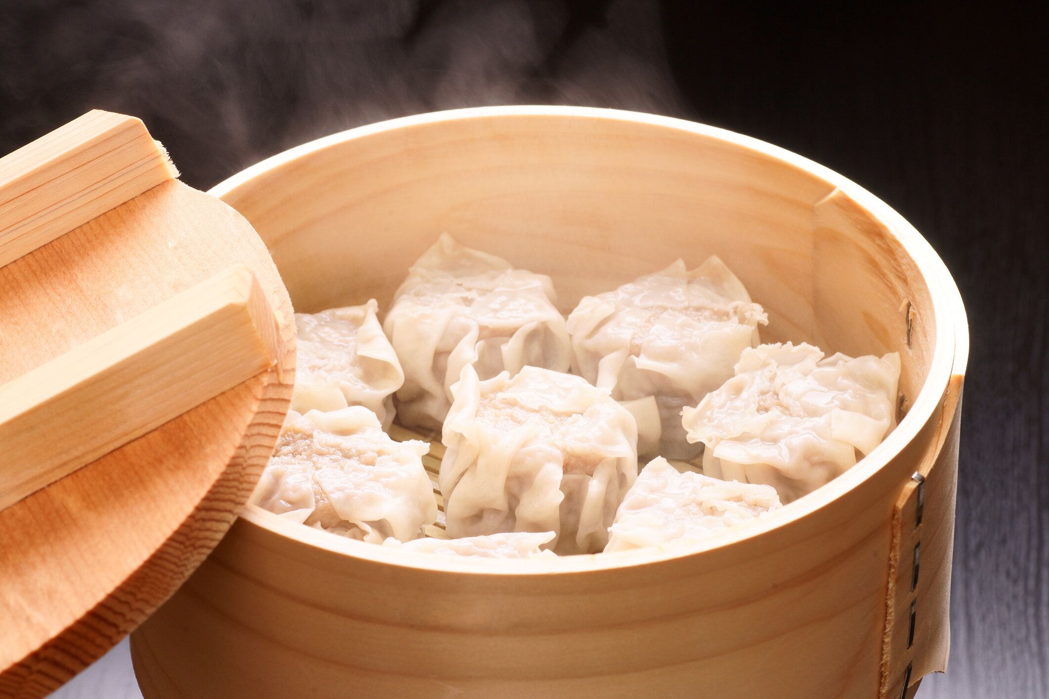 【管理栄養士監修】気になる「シュウマイ」のカロリーや炭水化物量とは？食べる際に押さえるべきポイントを紹介