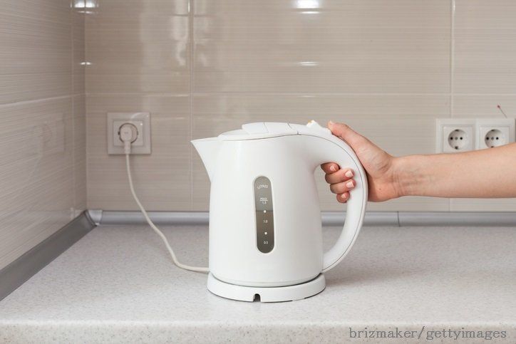 電気ケトルは掃除する必要があるの？適切な掃除頻度・方法をご紹介