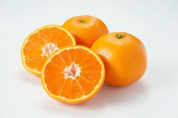 みかんの皮を使えば窓掃除が簡単＆時短！みかん皮洗剤の作り方をご紹介