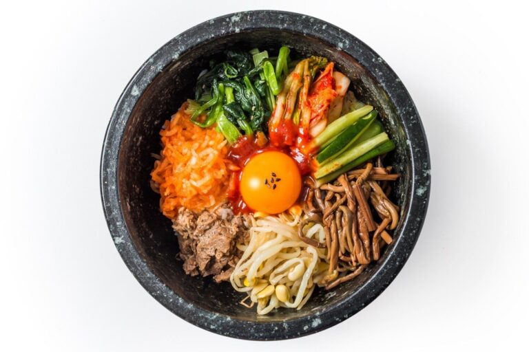【管理栄養士監修】気になる「ビビンバ」のカロリーや炭水化物量とは？食べる際に押さえるべきポイントを紹介
