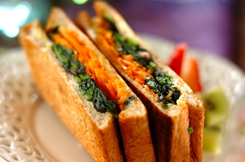 【管理栄養士監修】気になる「ホットサンド」のカロリーや炭水化物量とは？食べる際に押さえるべきポイントを紹介