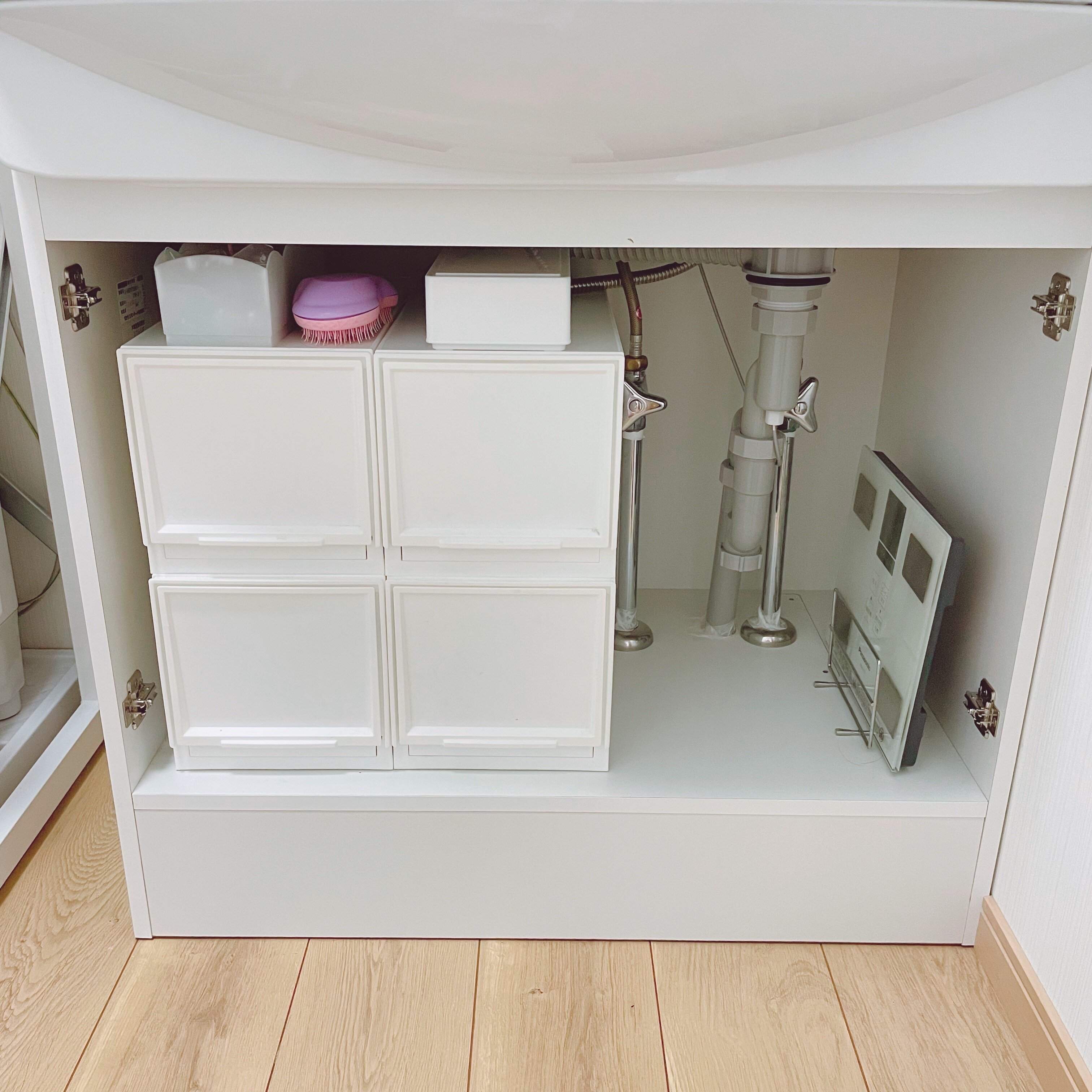 実は工具なしでカンタンに外せる！洗面台の扉を外す3つのメリット