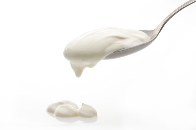 ヨーグルトは冷凍できる！保存や解凍の方法・アレンジレシピも紹介