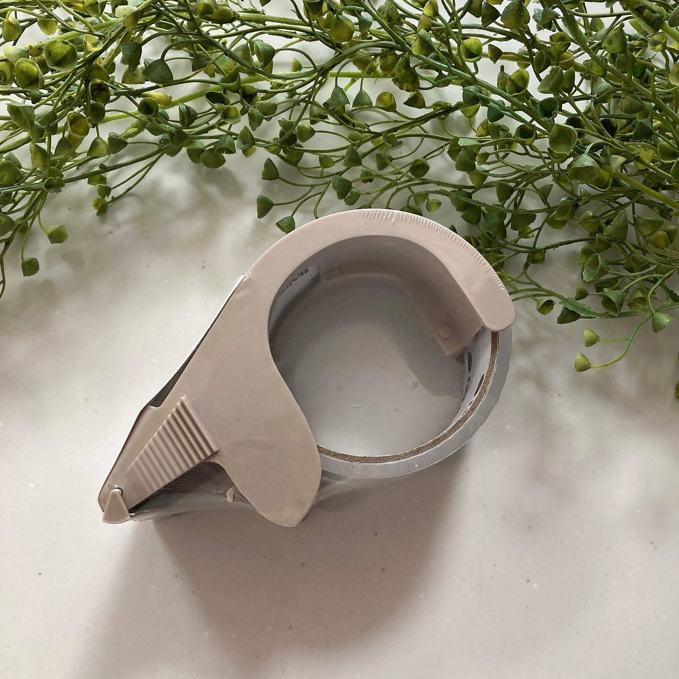 ついにセリアで見つけた！今まで無かったくすみカラーが絶妙！