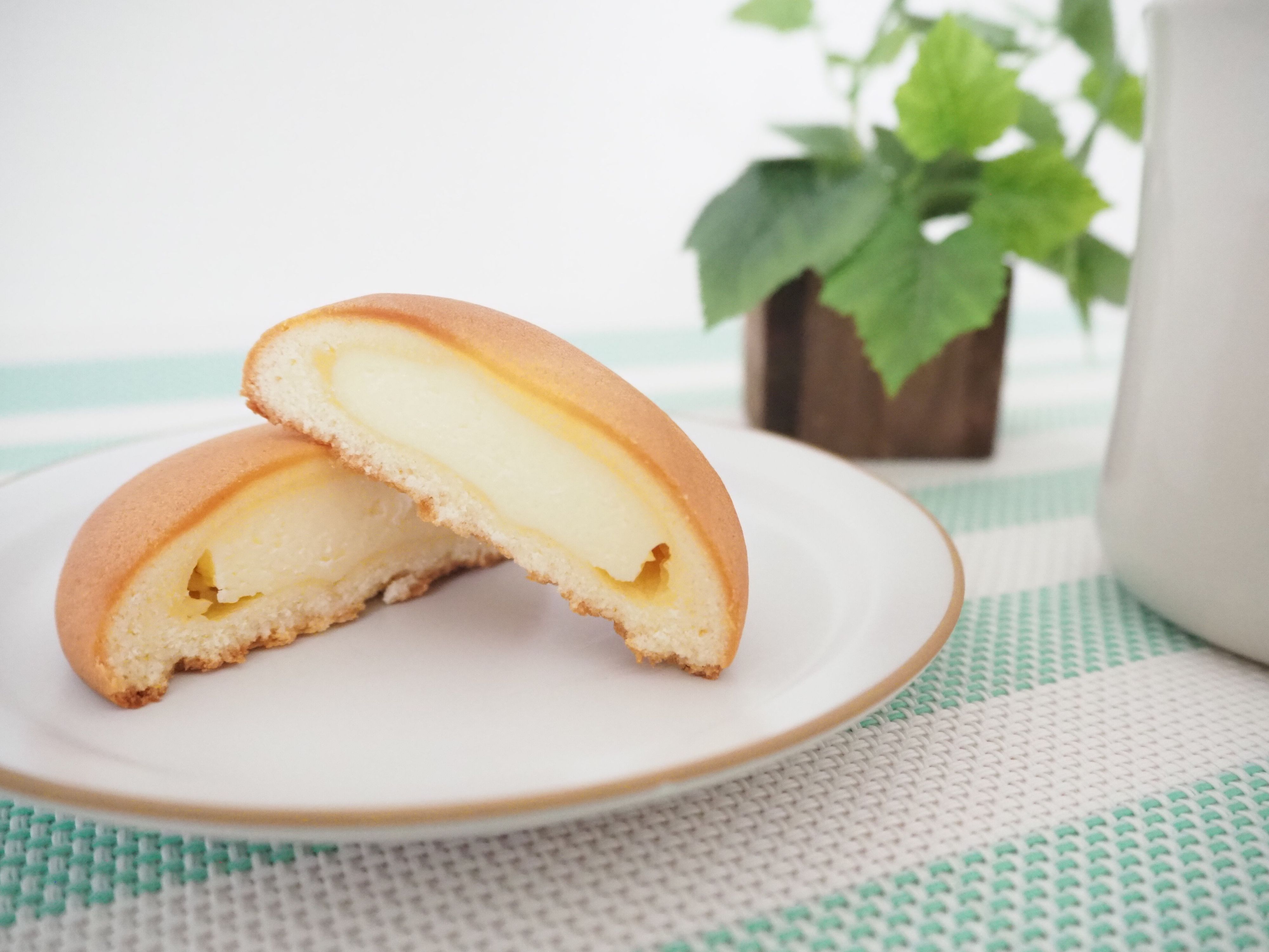 【ミニストップ】和 × チーズの異色コラボ!? ちーず饅頭は大人向けのスイーツ