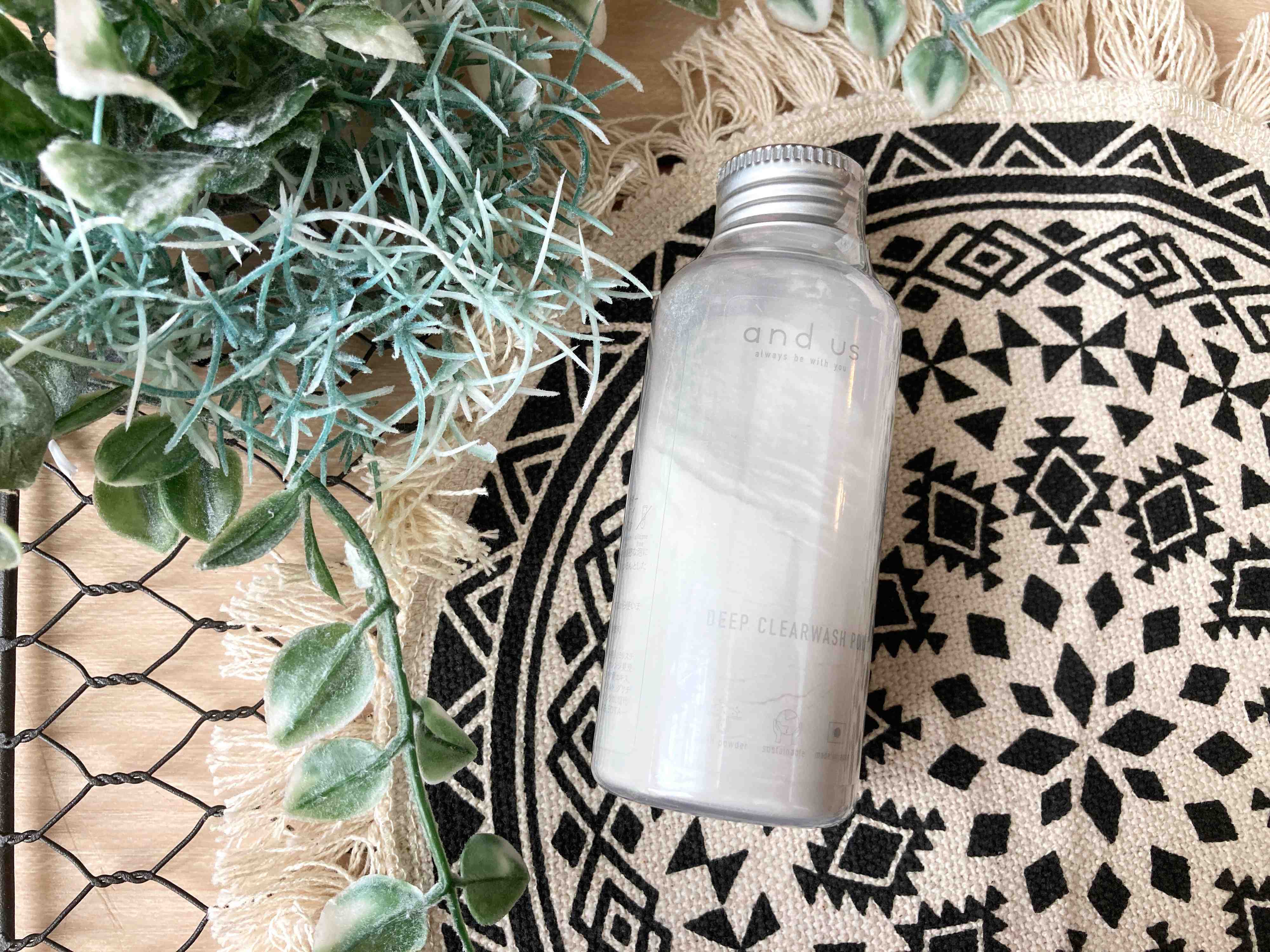 【3COINS】SDGs対応成分配合の「ディープクリアウォッシュパウダー」でもっちり肌！