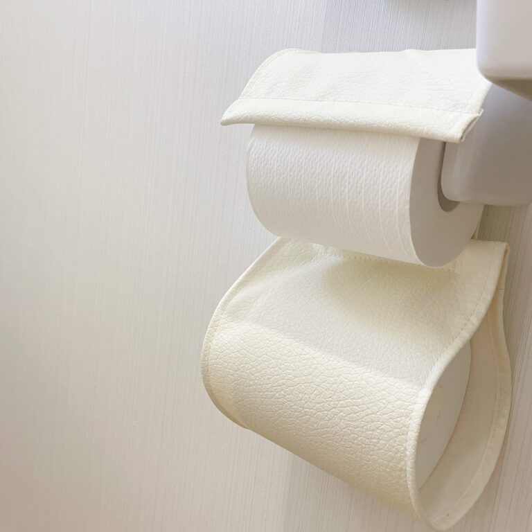 【シンプリスト】収納ゼロでも棚は置かない！トイレ収納の工夫3つ