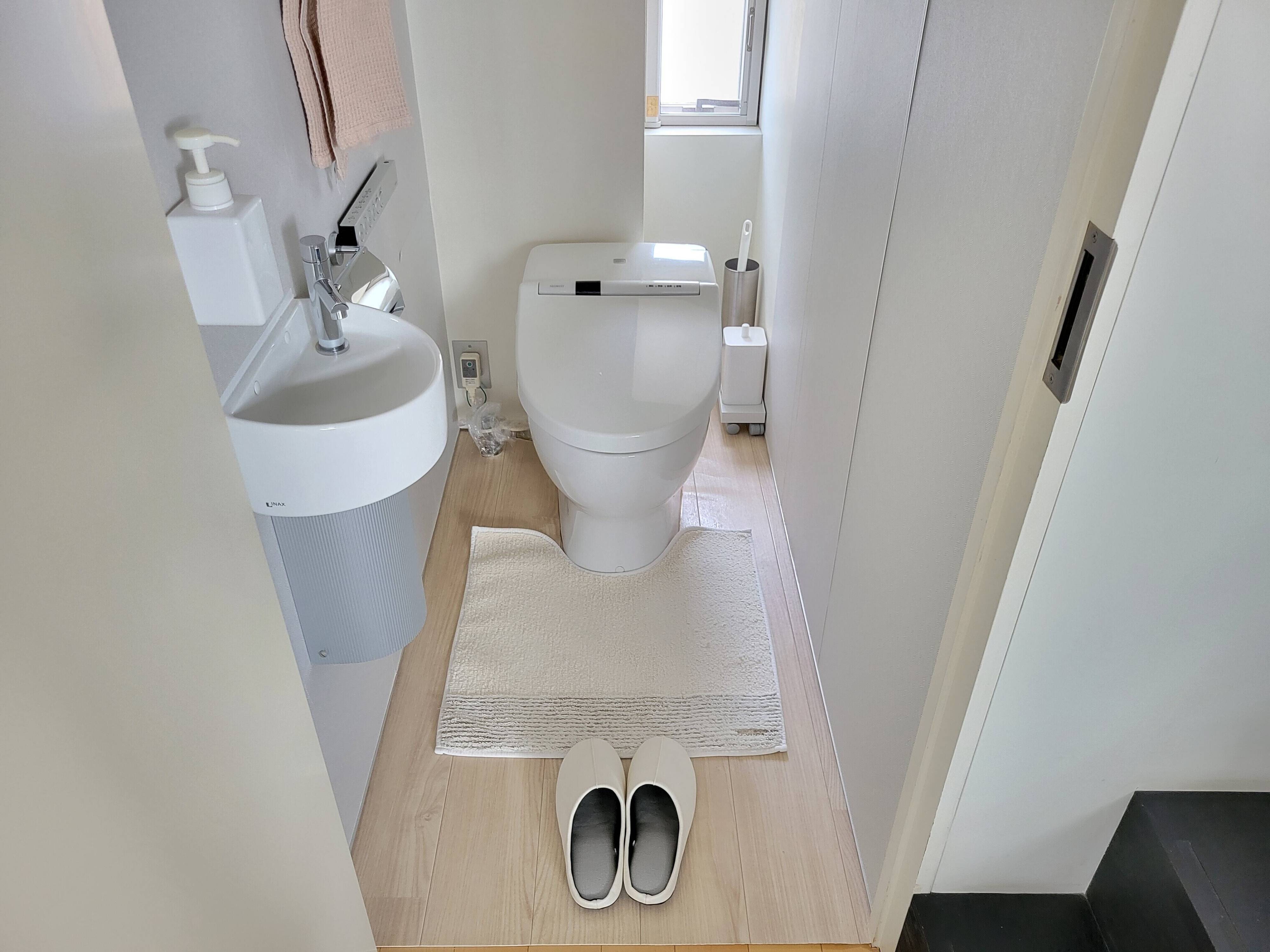 【ケユカ】アルコール除菌ができる！拭ける！お手入れが簡単にできるスリッパで清潔キープ！