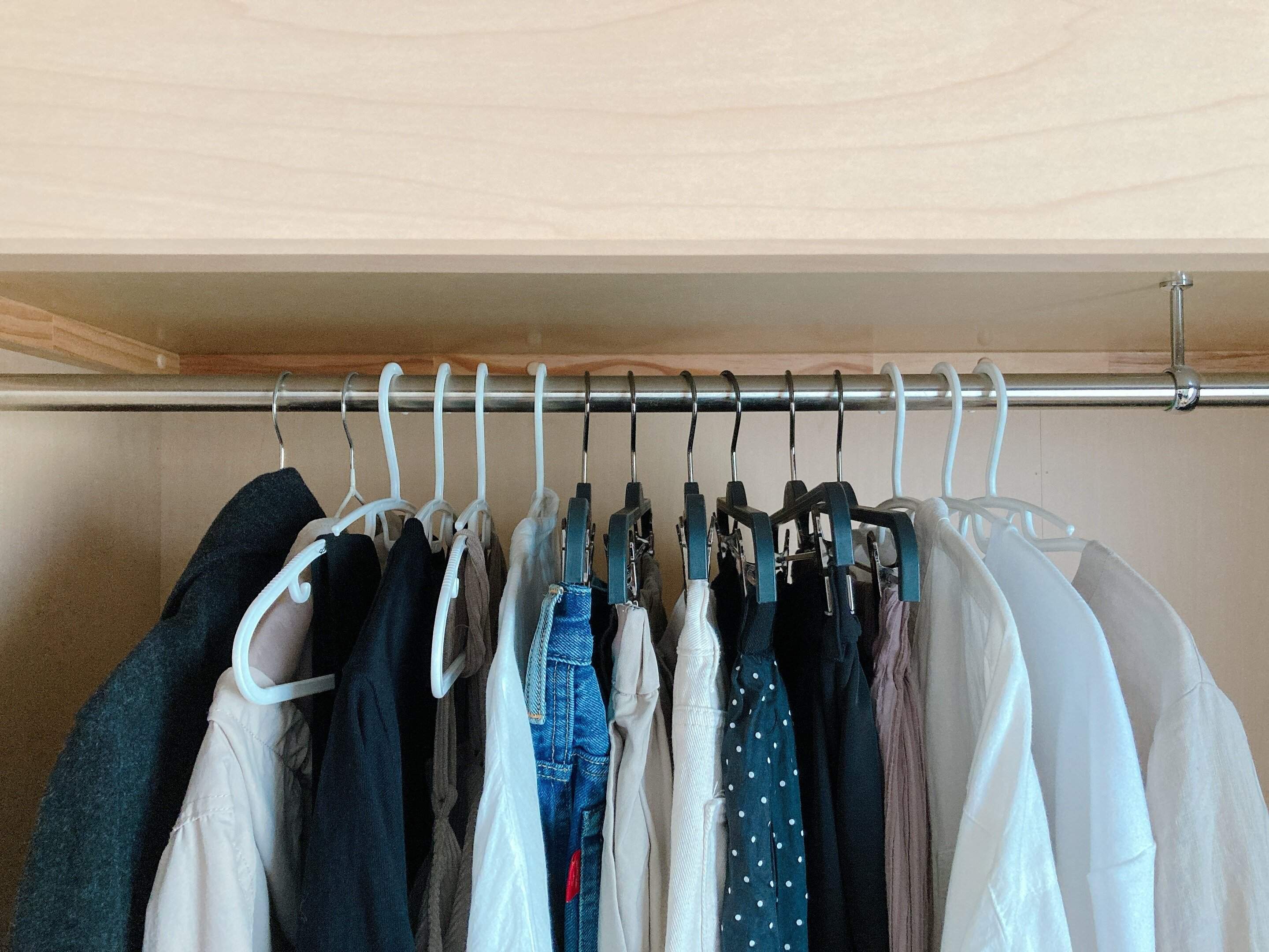 【200着→29着に】持ちすぎていた服を減らすためにしたことって？