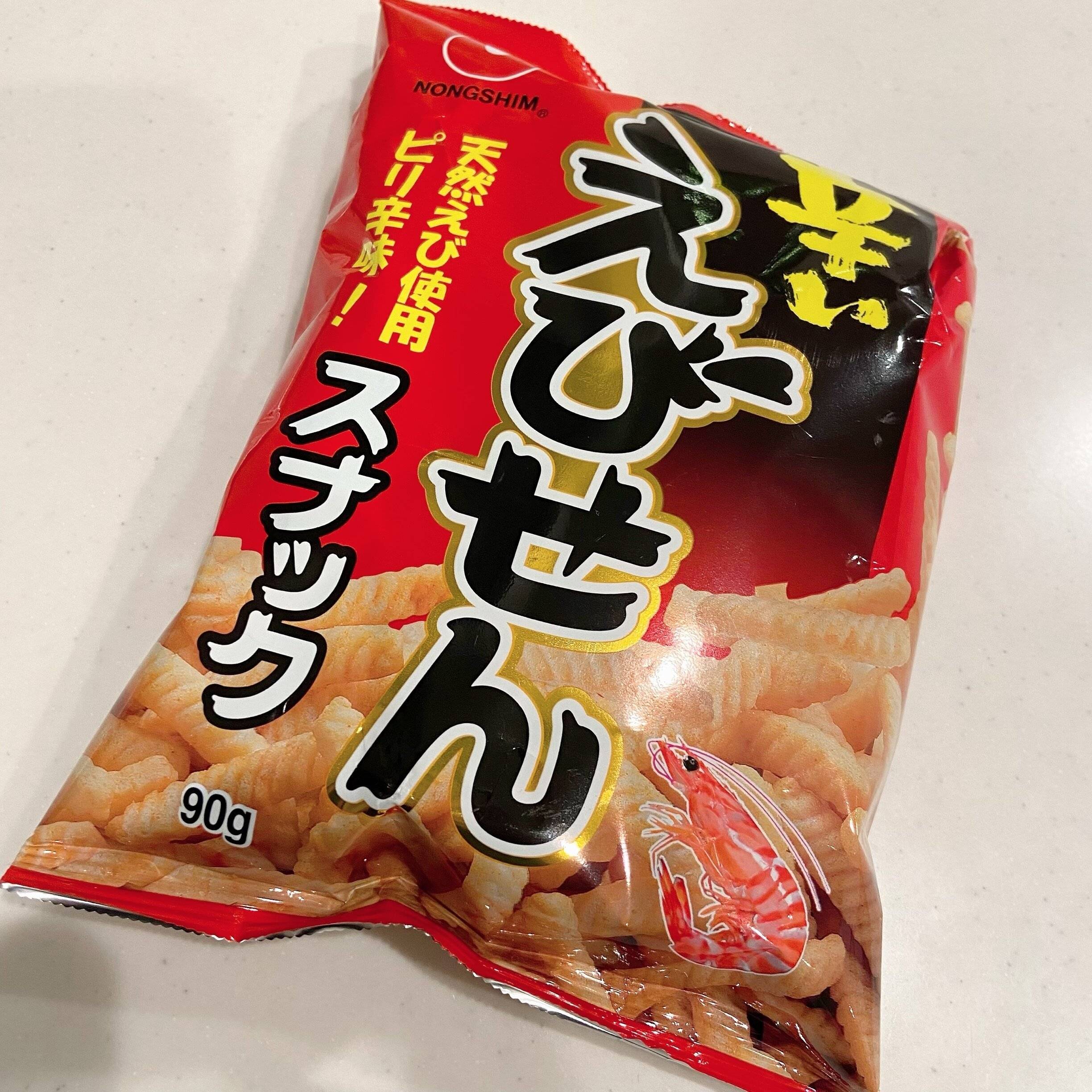 【カルディ】韓国産「辛いえびせん」がピリ辛でうまい！食べ出したらやめられない！