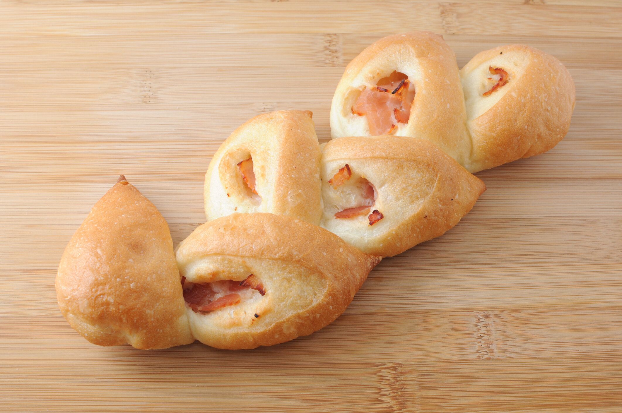 気になる「ベーコンエピ」のカロリーや炭水化物量とは？食べる際に押さえるべきポイントを紹介