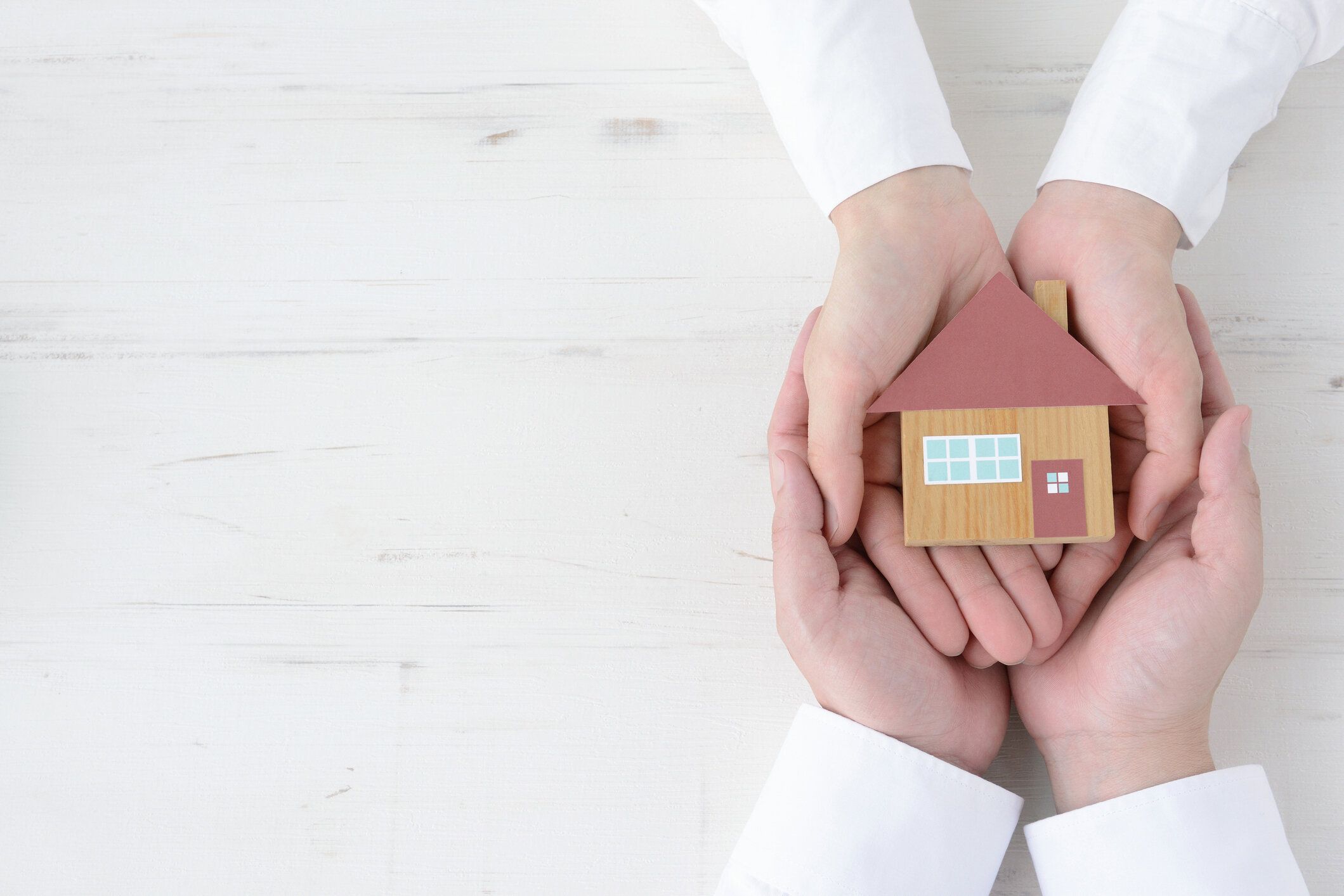 金額で実態CHECK！年収300万円台の人の家・車・家計リアルデータを４パターン紹介！