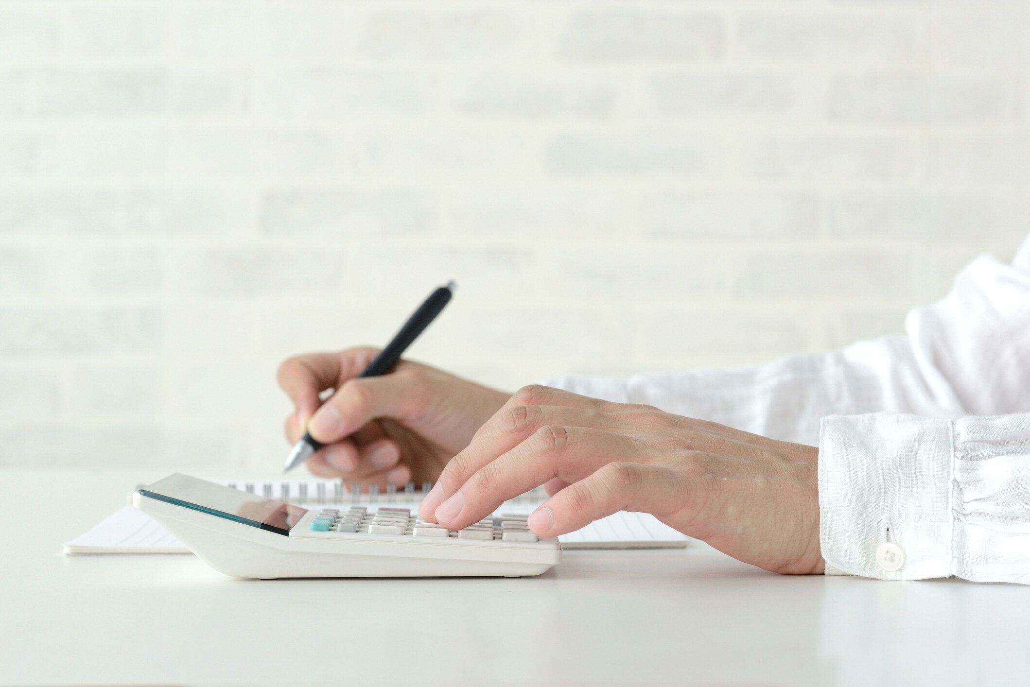 値上げ時代に家計はどう備える？プロ３人と編集部が出した結論。