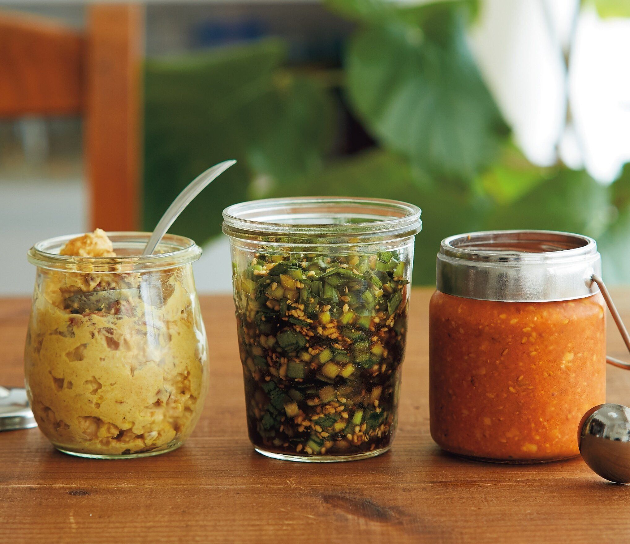 ご飯のおとも以外にも使い倒せる！【混ぜるだけで完成】万能ダレレシピ3選