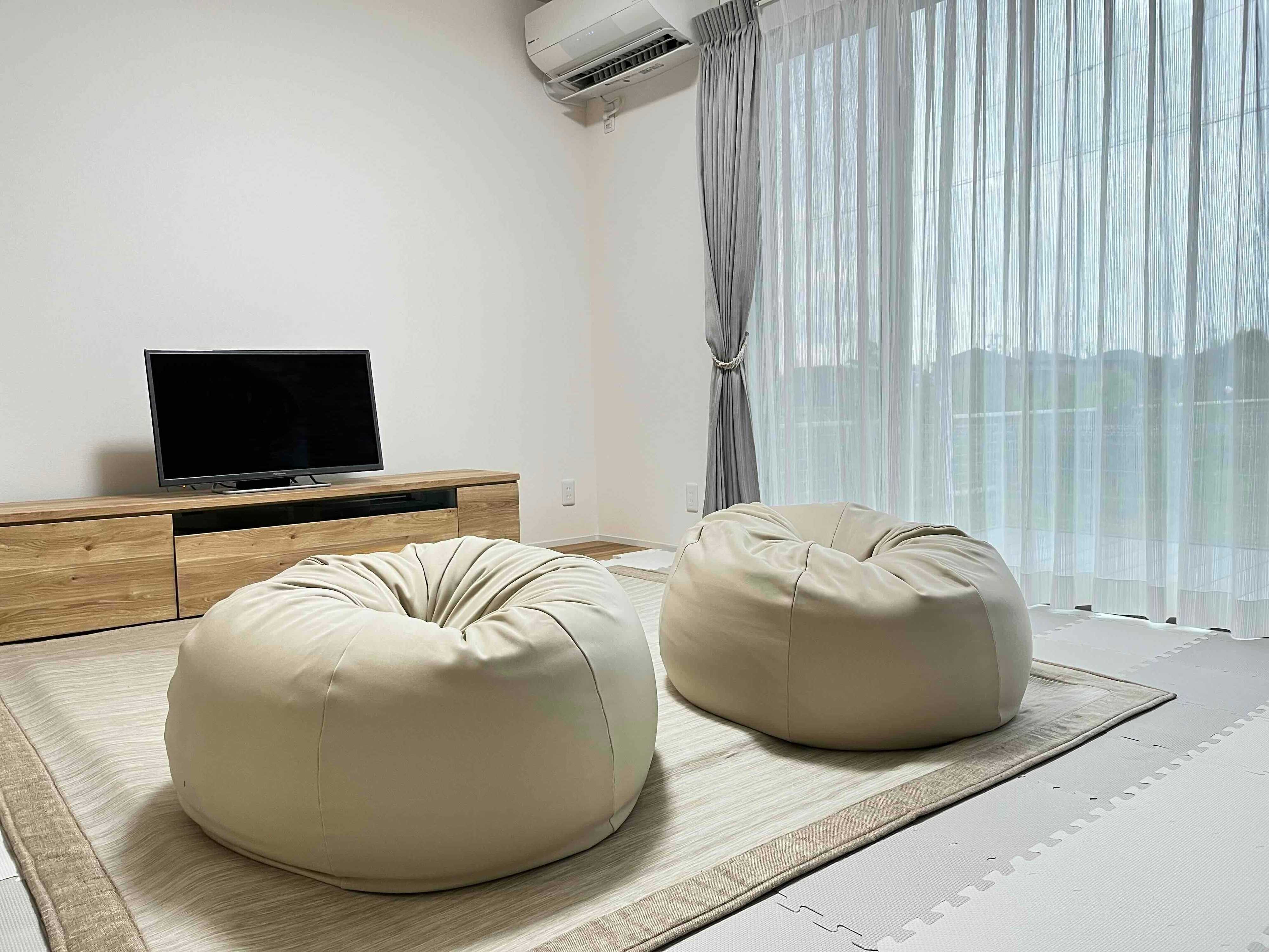 【楽天でコレ買っちゃいました】デザインも使い心地も◎！ソファのない暮らしを実現させてくれたビーズクッション