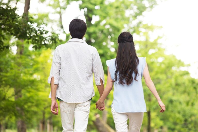 冬こそチャンス!?仲良しアラフィフ夫婦がやっているスキンシップの実態とは