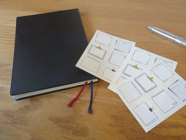 【セリア】手帳のおともに！貼ってはがせるシールがリピート決定の便利さ