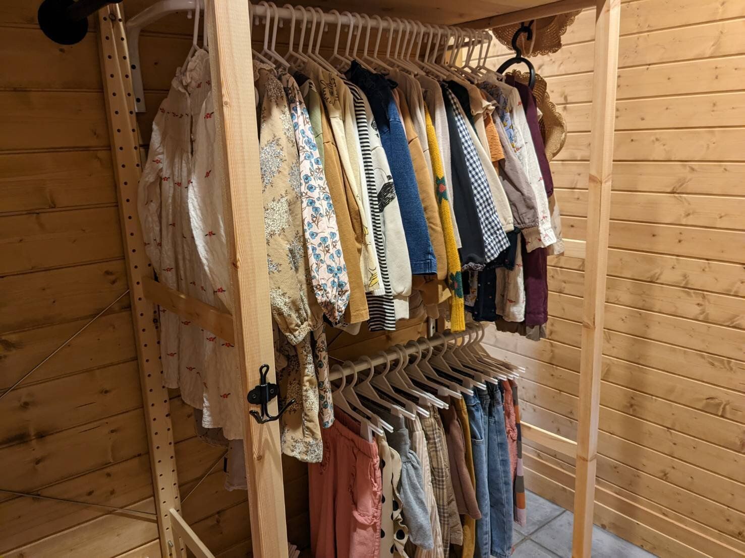 【収納】ズボラさんにも激推し！西松屋ズボンハンガー