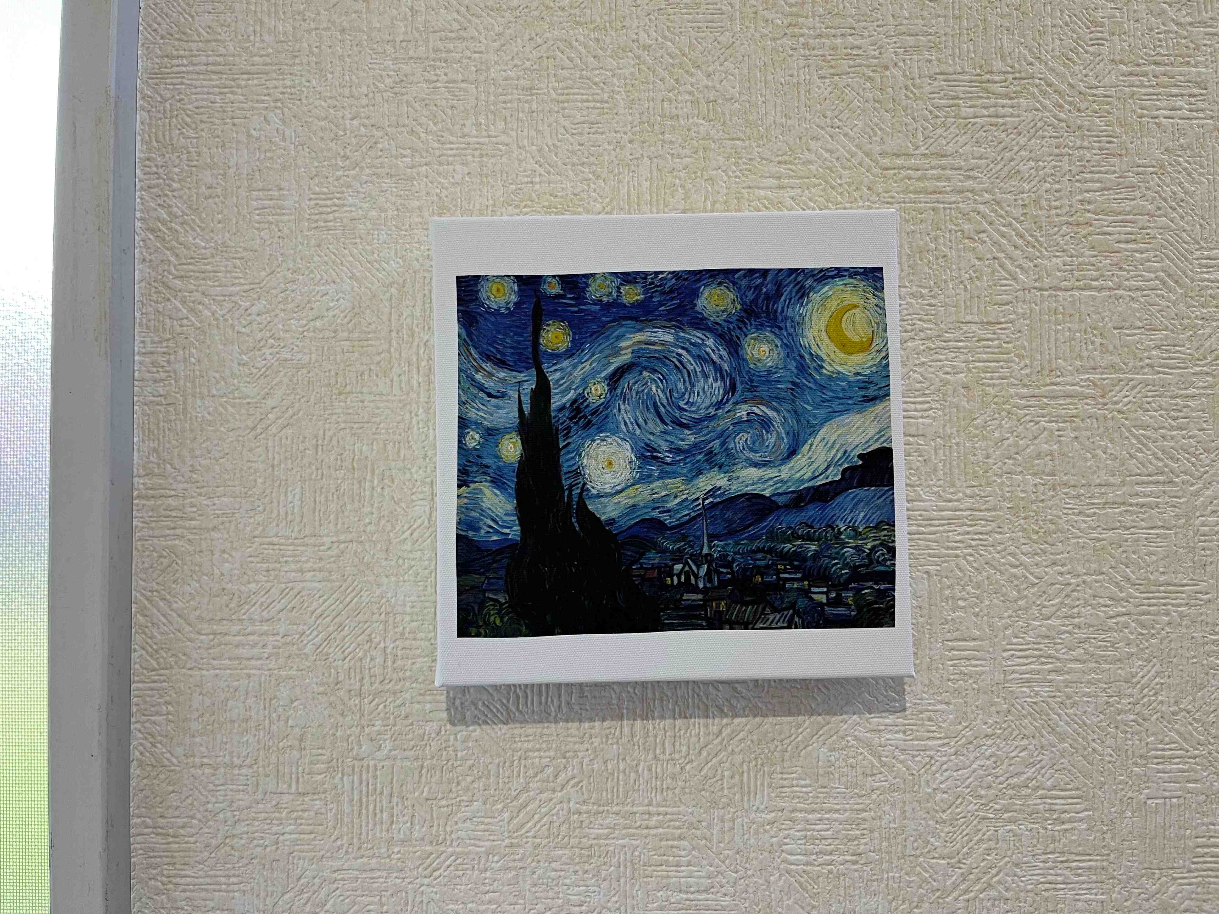 ダイソーにゴッホの絵が！110円で買える有名作品