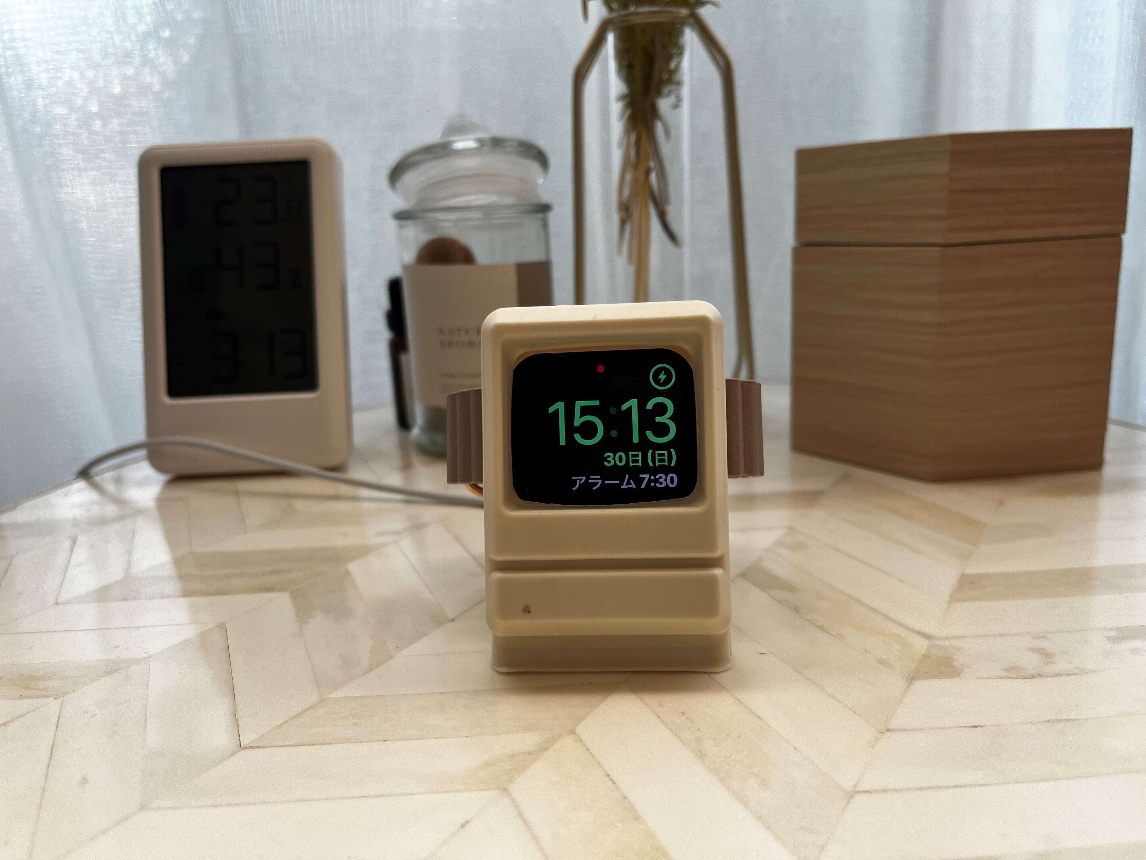 【DAISO】200円商品！インテリアとしてもかわいい！スマートウォッチの充電スタンド