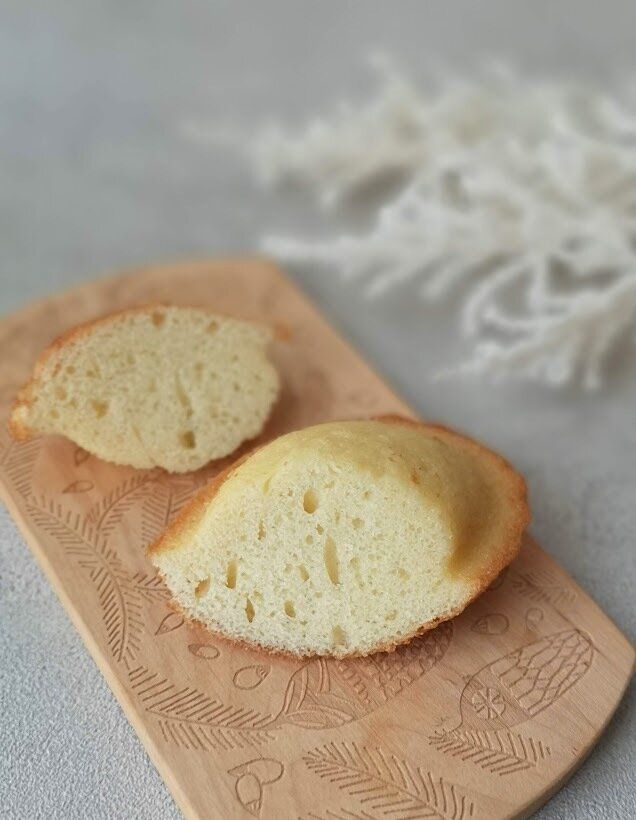 【コストコ】でフランス気分!? 定番のこだわりマドレーヌと新作アップルケーキがセットに