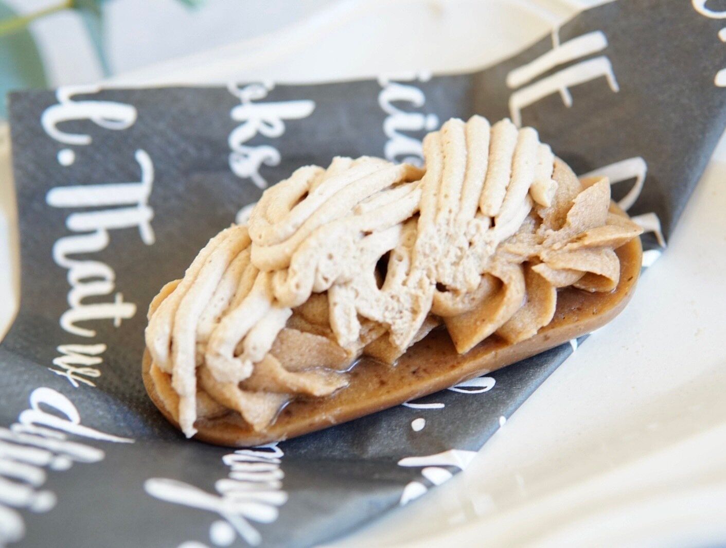 【ローソン新作】栗のクリーム尽くしで秋を堪能「マロンのトリコ！3層マロン」