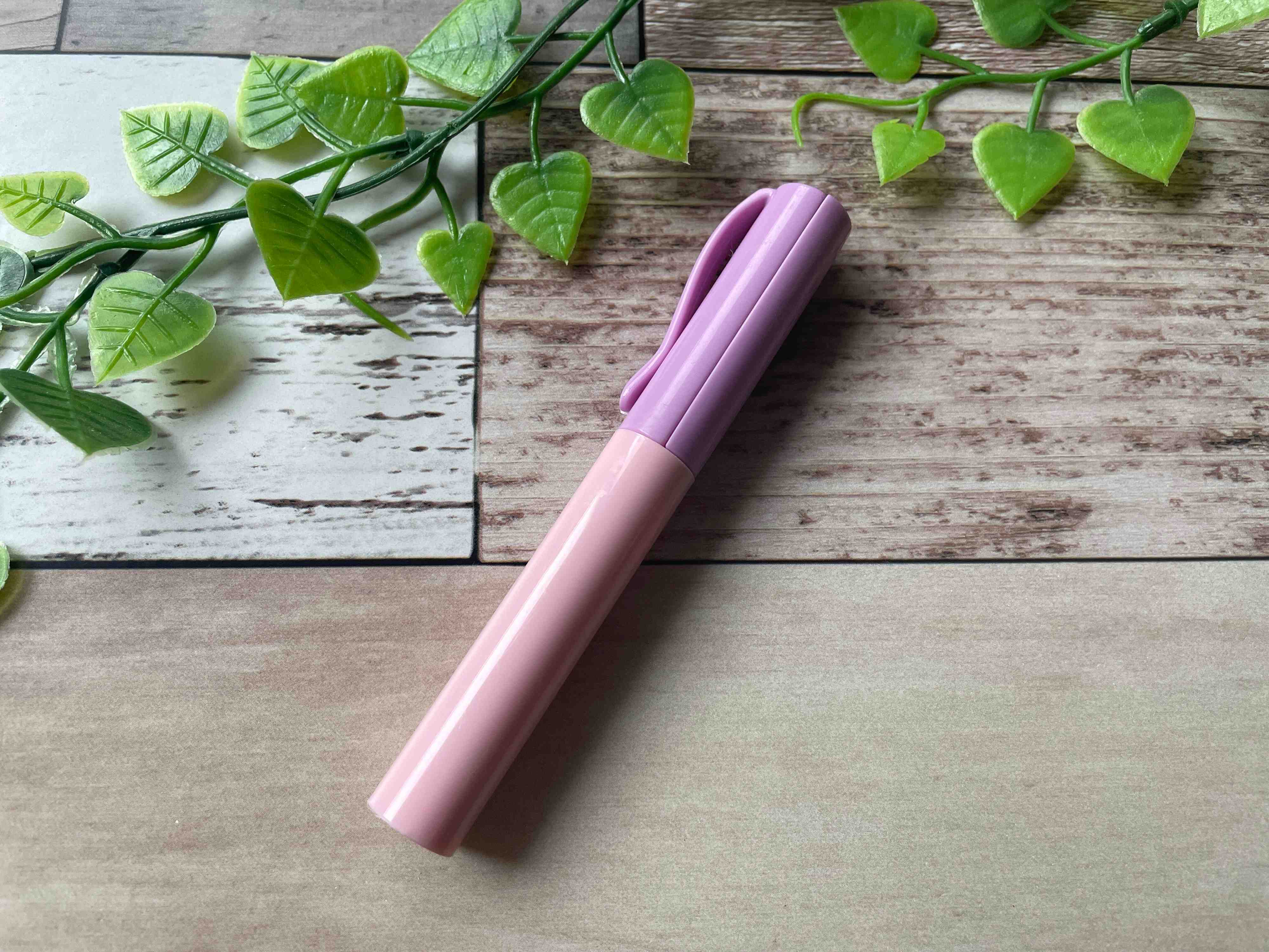 【ワッツ】これってペンじゃないの？ポーチにスッと入る便利な携帯はさみ