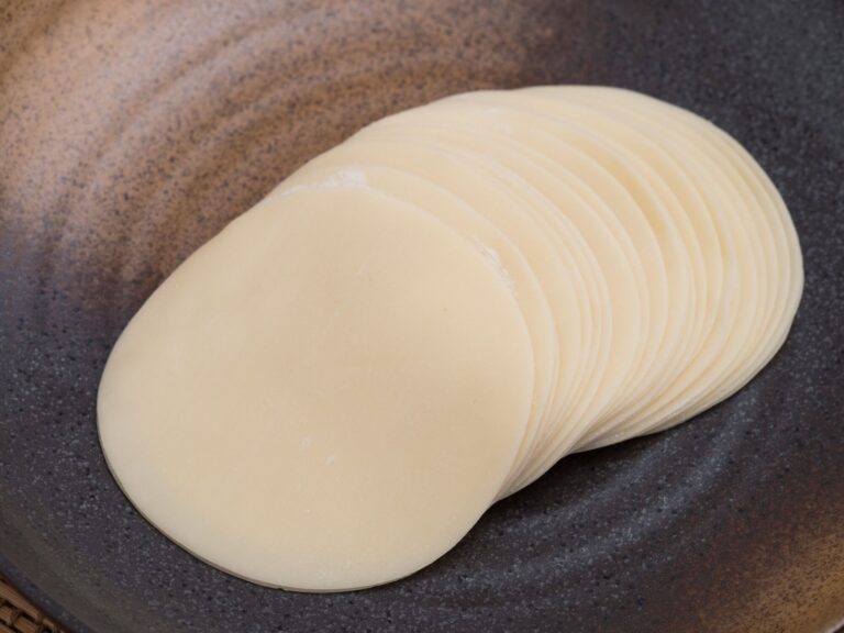 「餃子の皮」は冷凍できる！保存や解凍の方法・注意点は？アレンジレシピも紹介