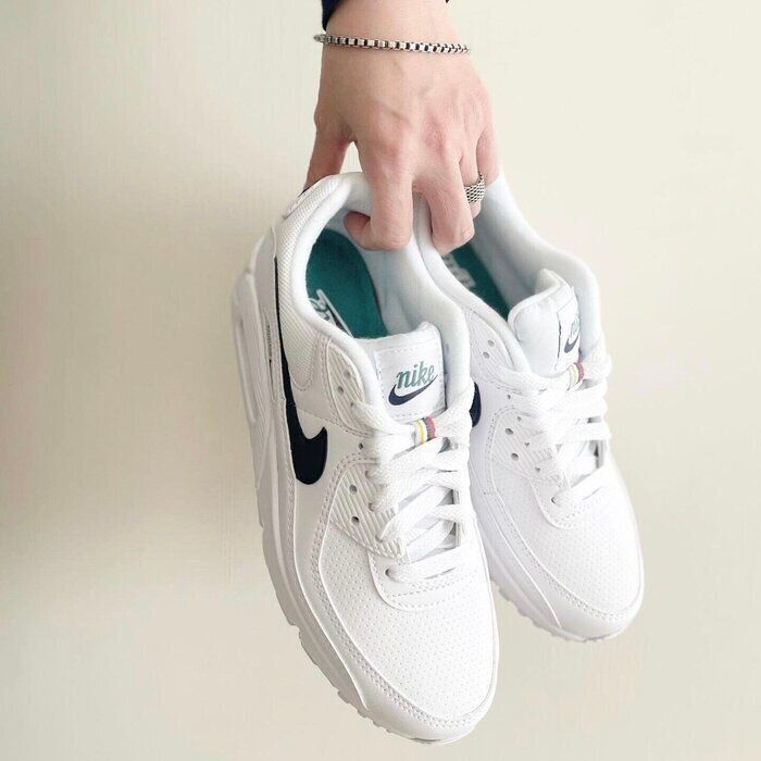 【大人のスニーカー選び】やっぱり定番は強い味方になる！NIKE Air Max90 編