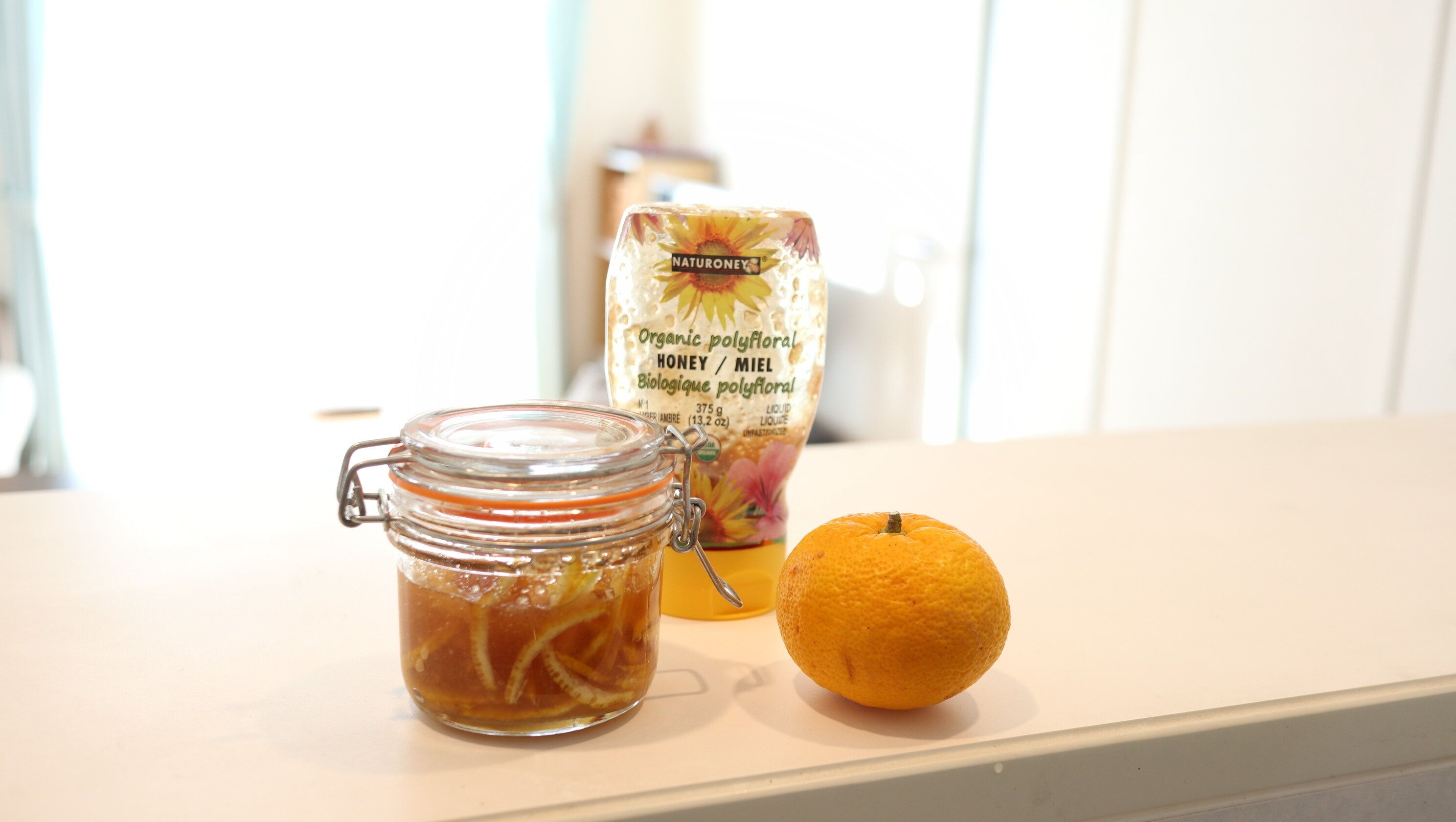 【旬食材】計量も煮込みもいらない！材料2つでカンタンにできるお手軽柚子シロップ