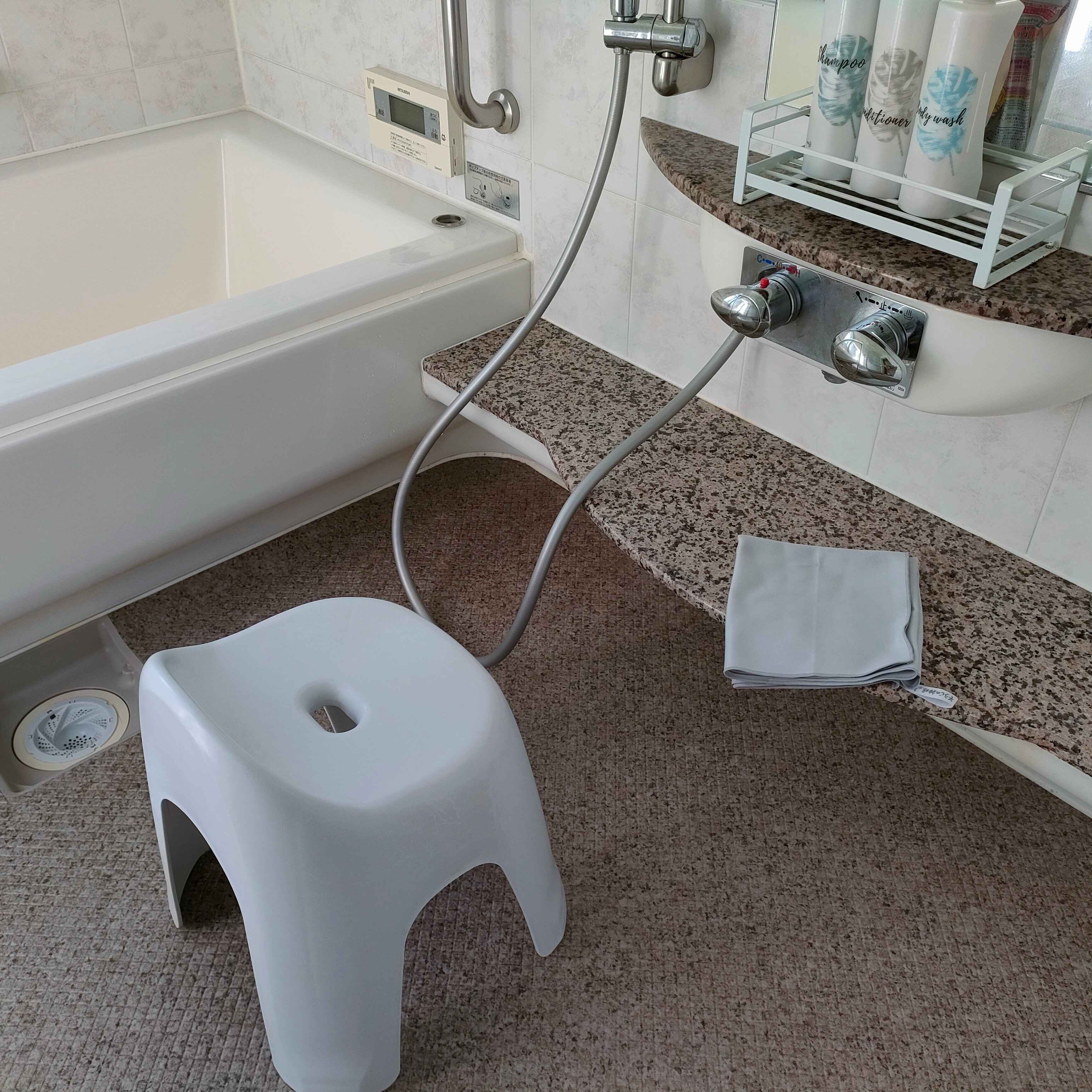 水気も汚れも一気に拭き取り！W効果で時短になる超優秀クロス