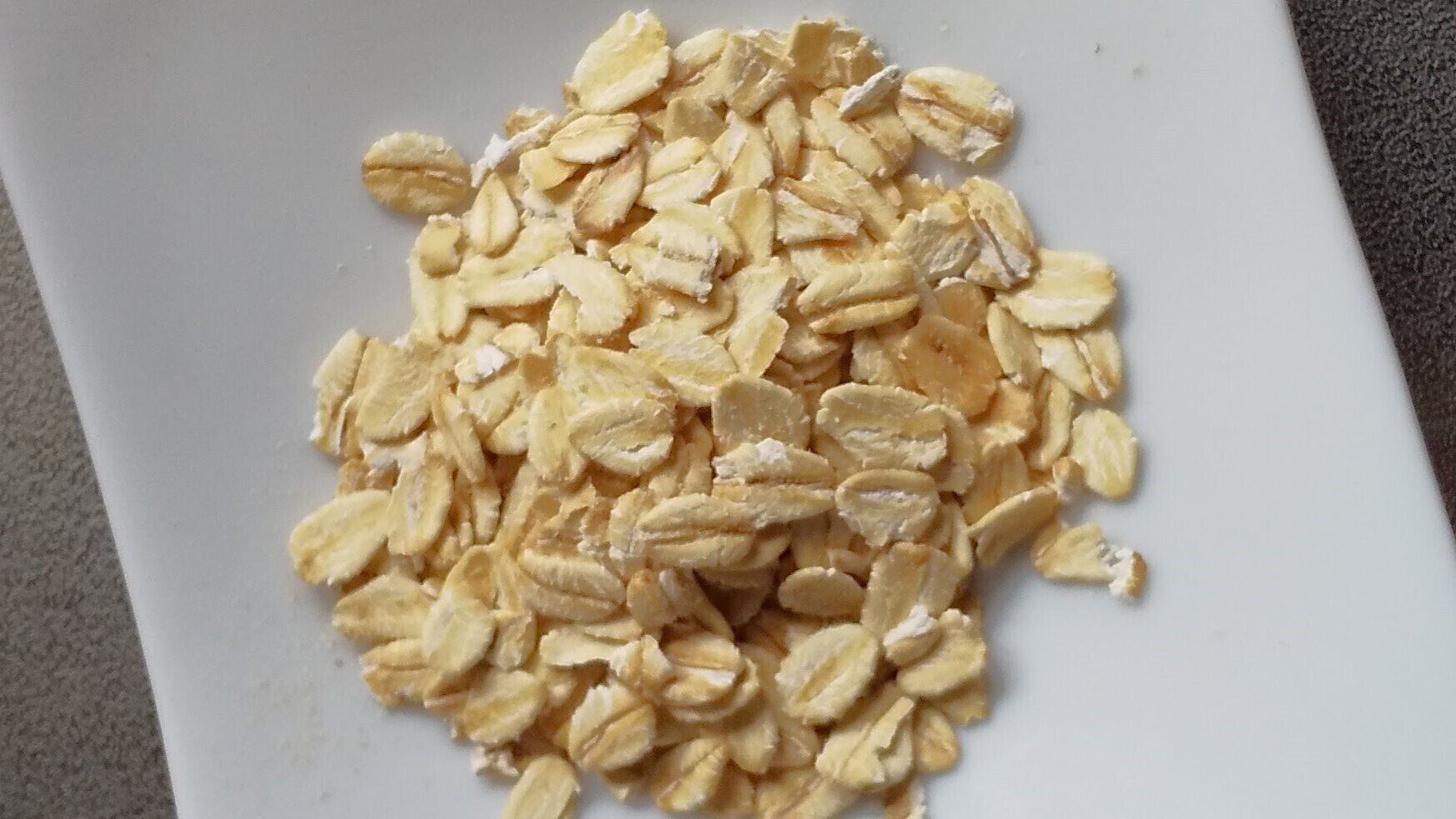 ふつうのケーキに飽きたらつくってみて！「オートミール」でつくるギルトフリー＆栄養満点なケーキレシピ