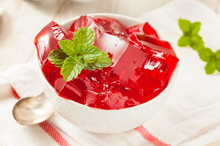 【管理栄養士監修】気になる「寒天ゼリー」のカロリーや炭水化物量とは？食べる際に押さえるべきポイントを紹介