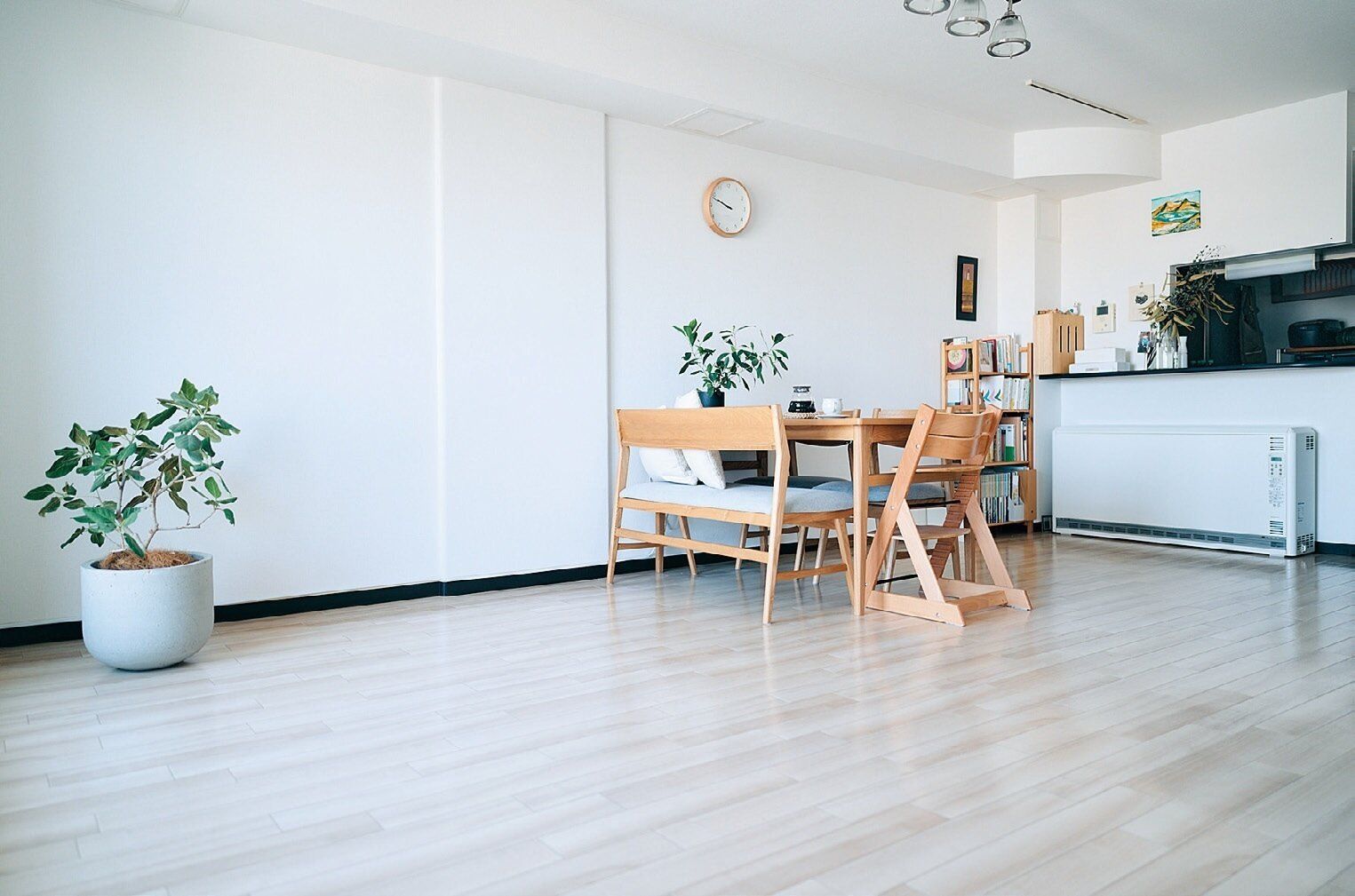 リボ払いで常に借金→貯金体質に。そして17キロやせて体調も改善。人生が変わったのは物を捨てはじめてからでした。