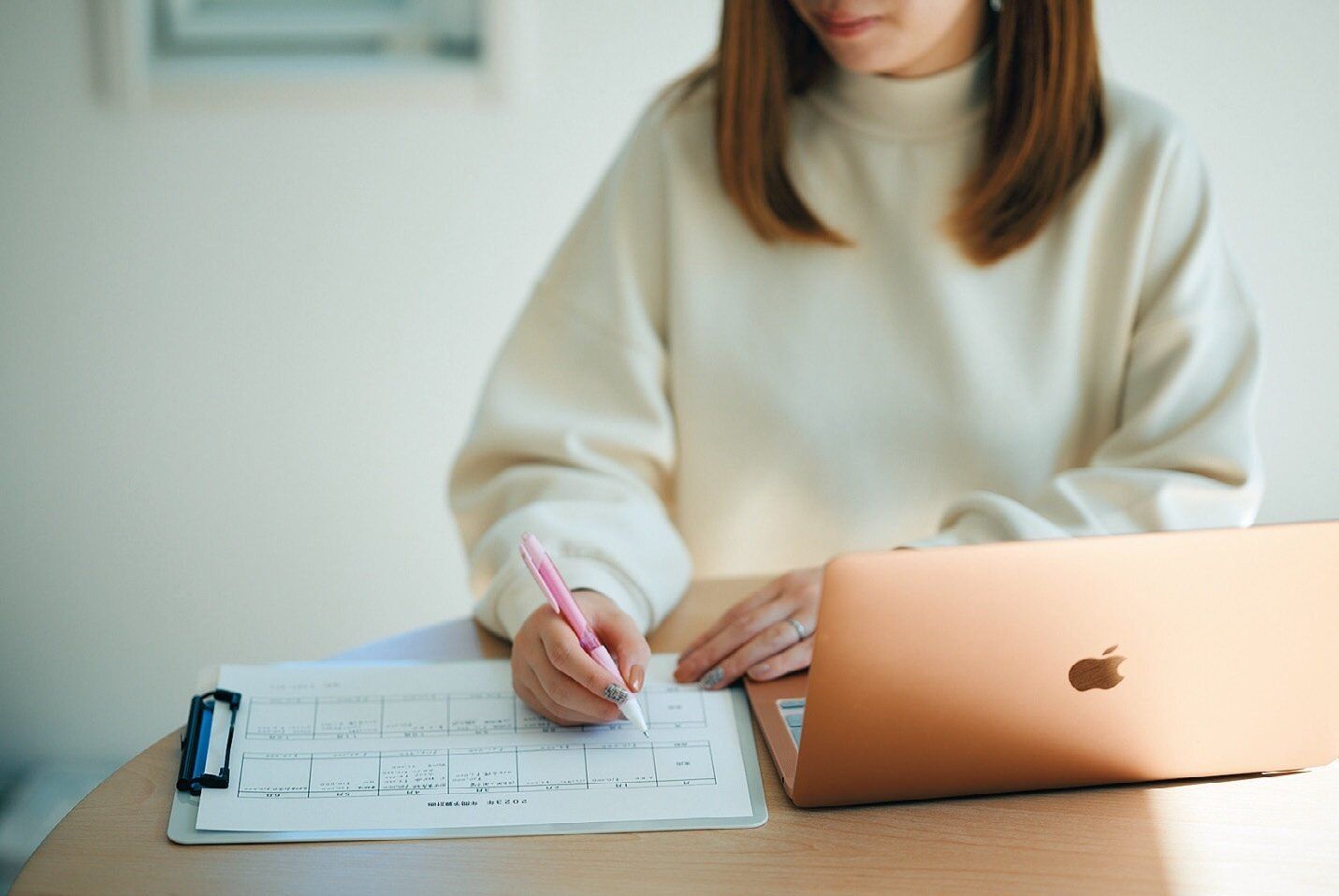 年収400万円台で年100万円貯めるには。1年に1度必ずやること４つ