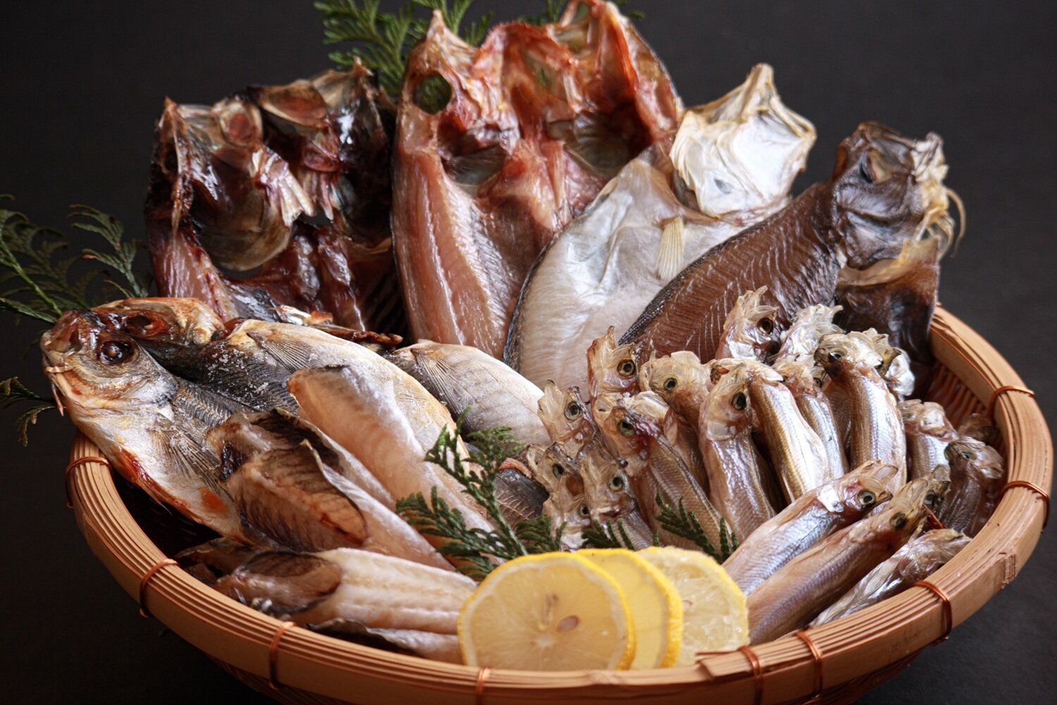 「干物」は冷凍できる！保存や解凍の方法・注意点は？アレンジレシピも紹介