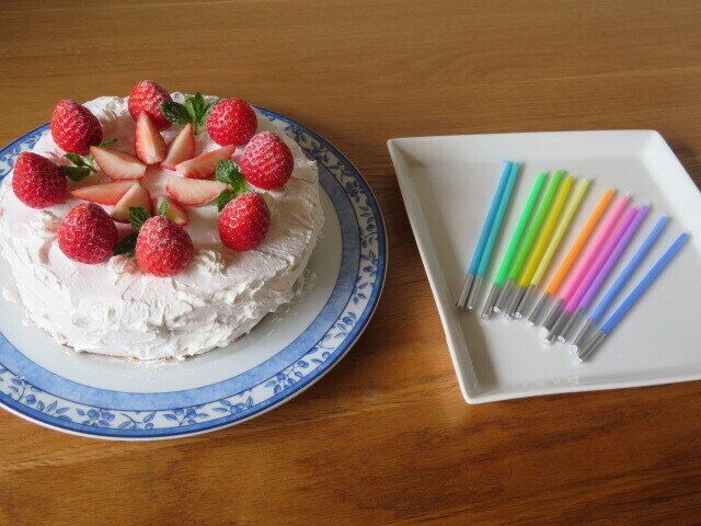 【セリア】ゾロ目年齢の誕生日にも対応！パステルカラーにときめくロウソク