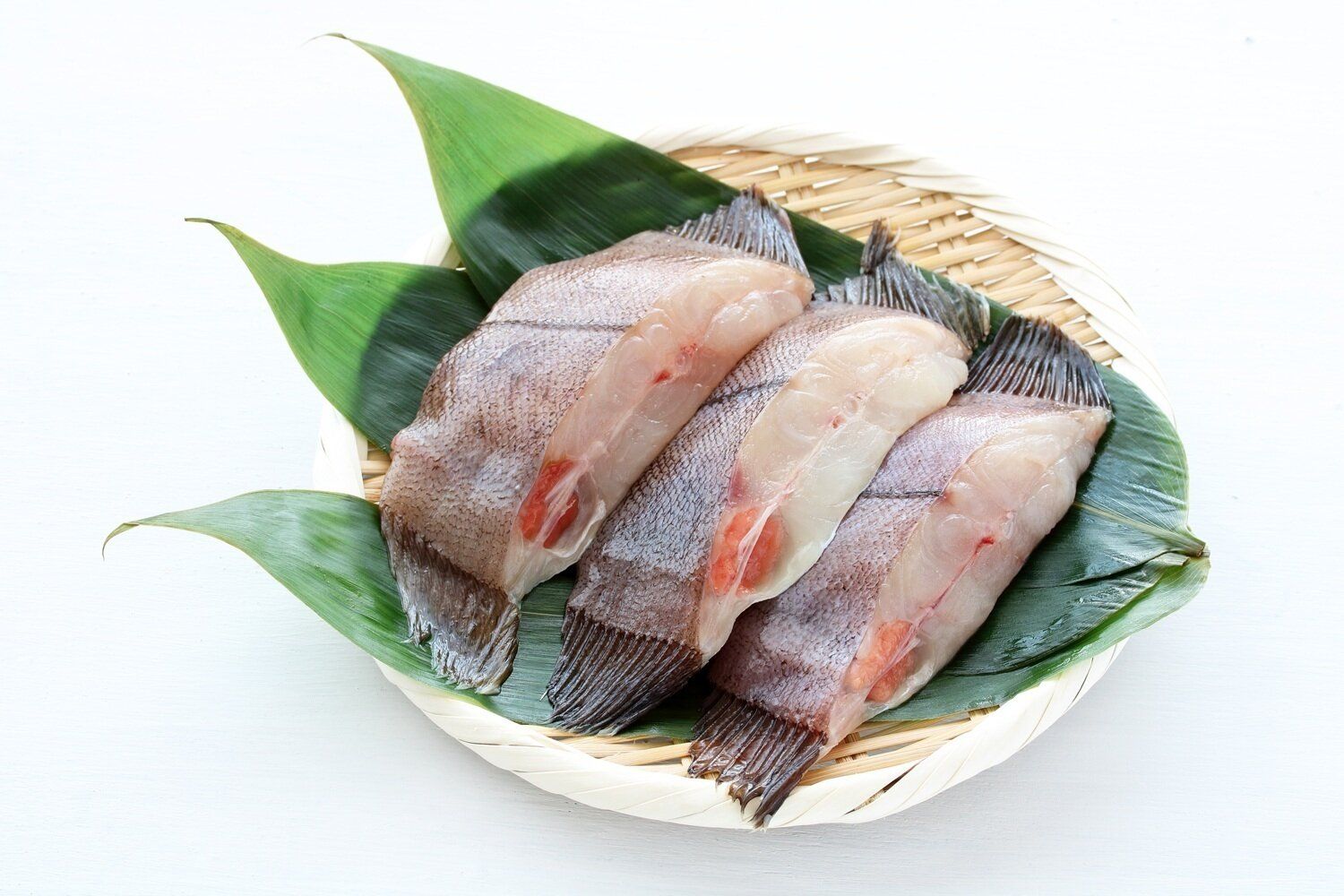 「カレイ」の冷凍方法は？上手な保存のコツやおいしい活用レシピを紹介