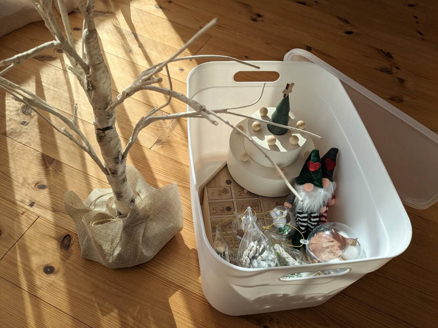 【片付け】休みの間にやっとこ！ダイソーアイテムで季節のインテリア収納