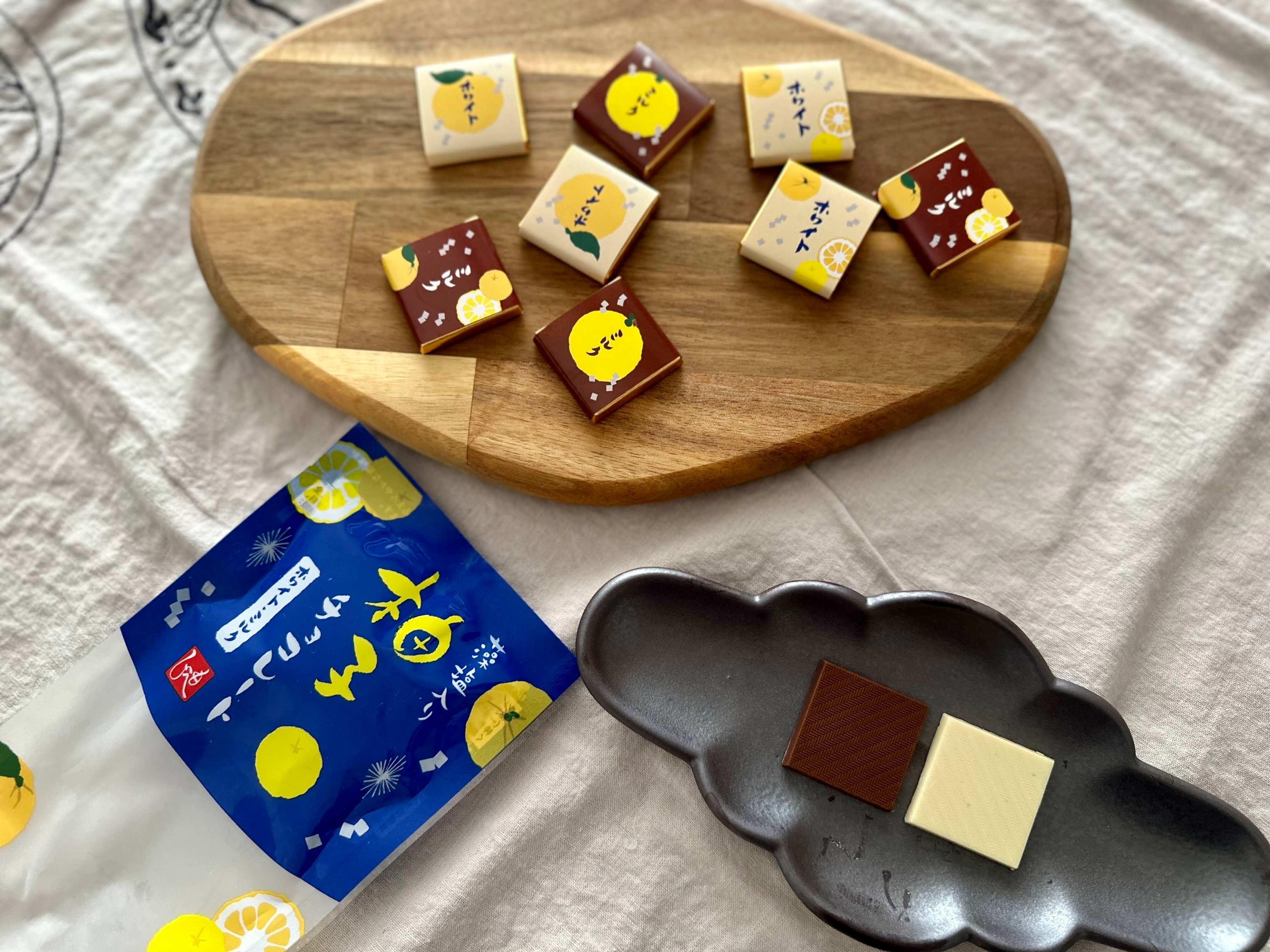 【カルディ】藻塩が味の決め手！想像以上に柚子香る「柚子チョコレート」が至福の味わい