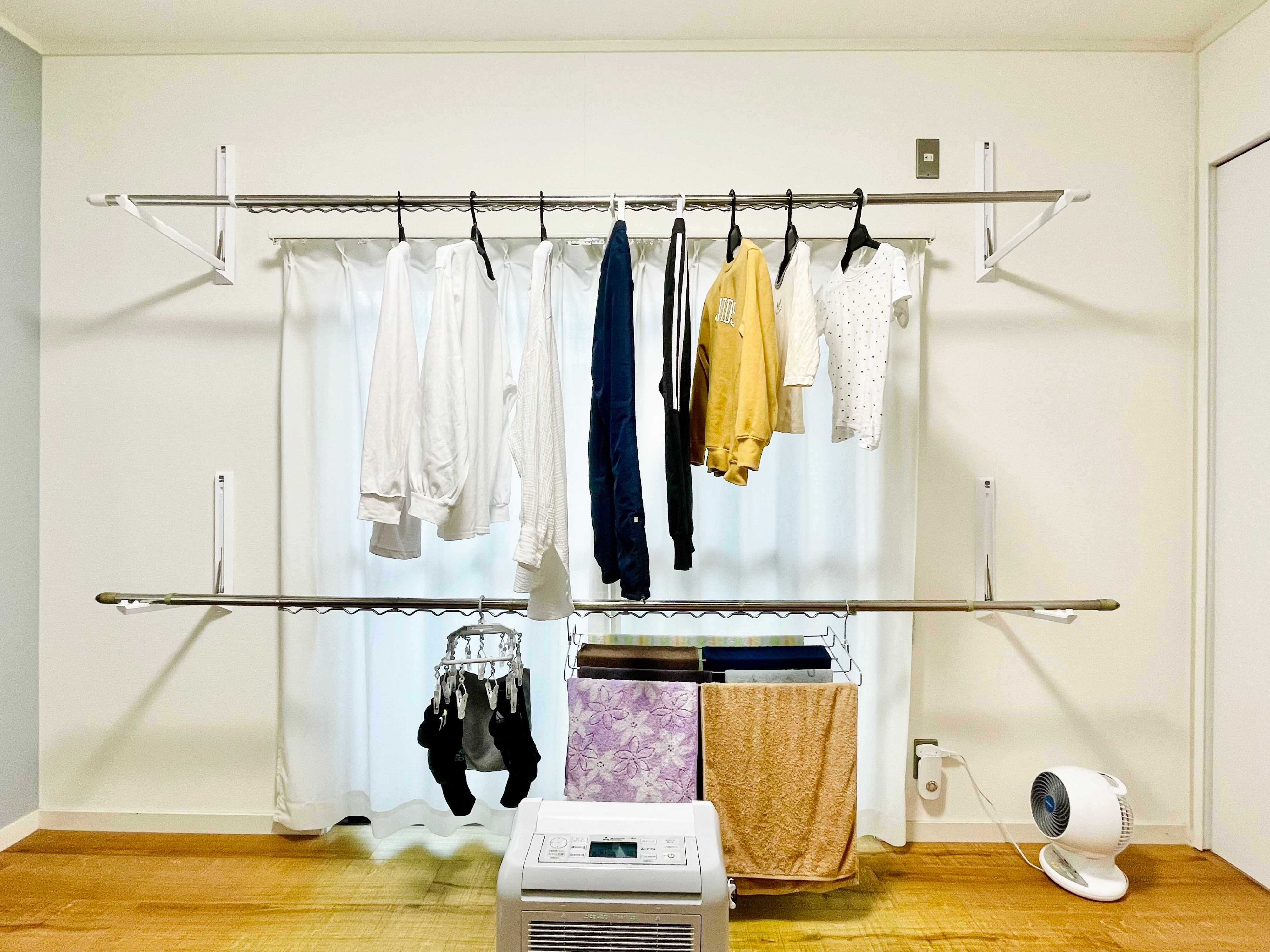【部屋干し革命】5人分の洗濯物も余裕！干すのが楽しくなる物干しスペースつくりました