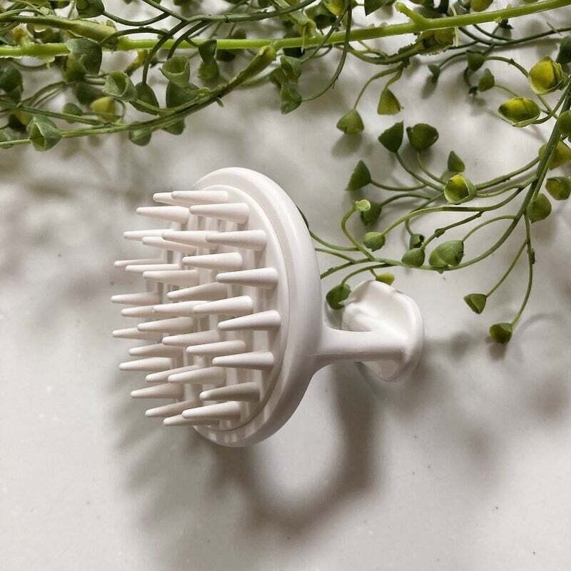 お値段以上すぎる！【キャンドゥ】シャンプーブラシのクオリティが最高