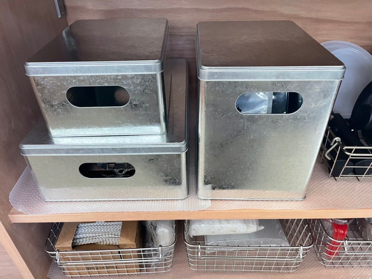 【ニトリ】バリエーション豊富な「トタンバスケット」がカラーボックスにピッタリで最高！